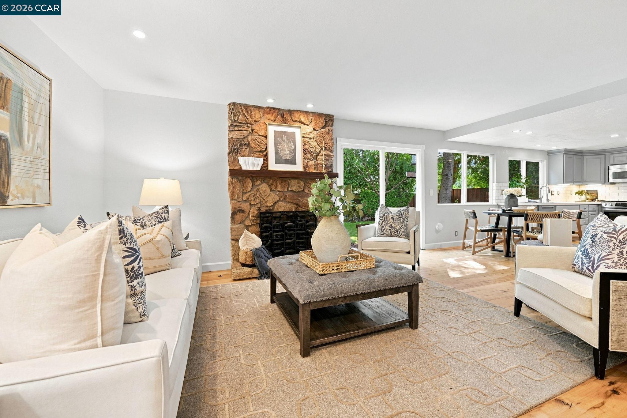 2524 Shadow Mountain Ct
