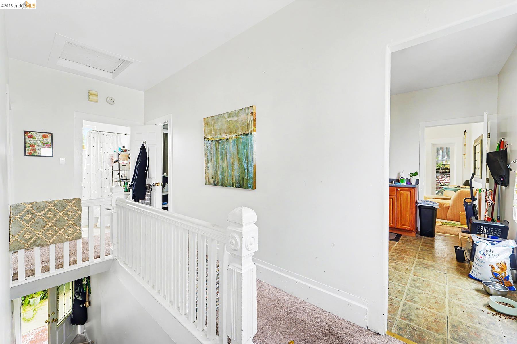 213 Nicholl Ave