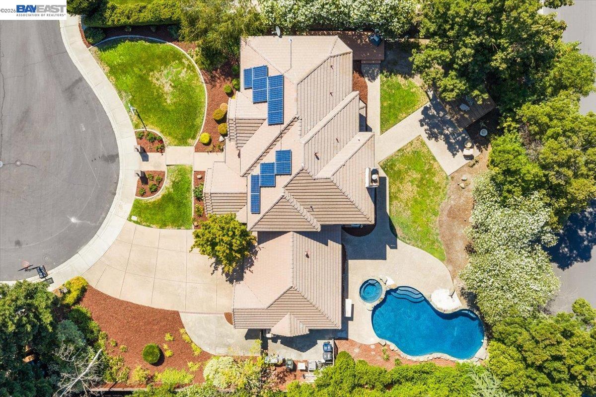 4482 Guilford
