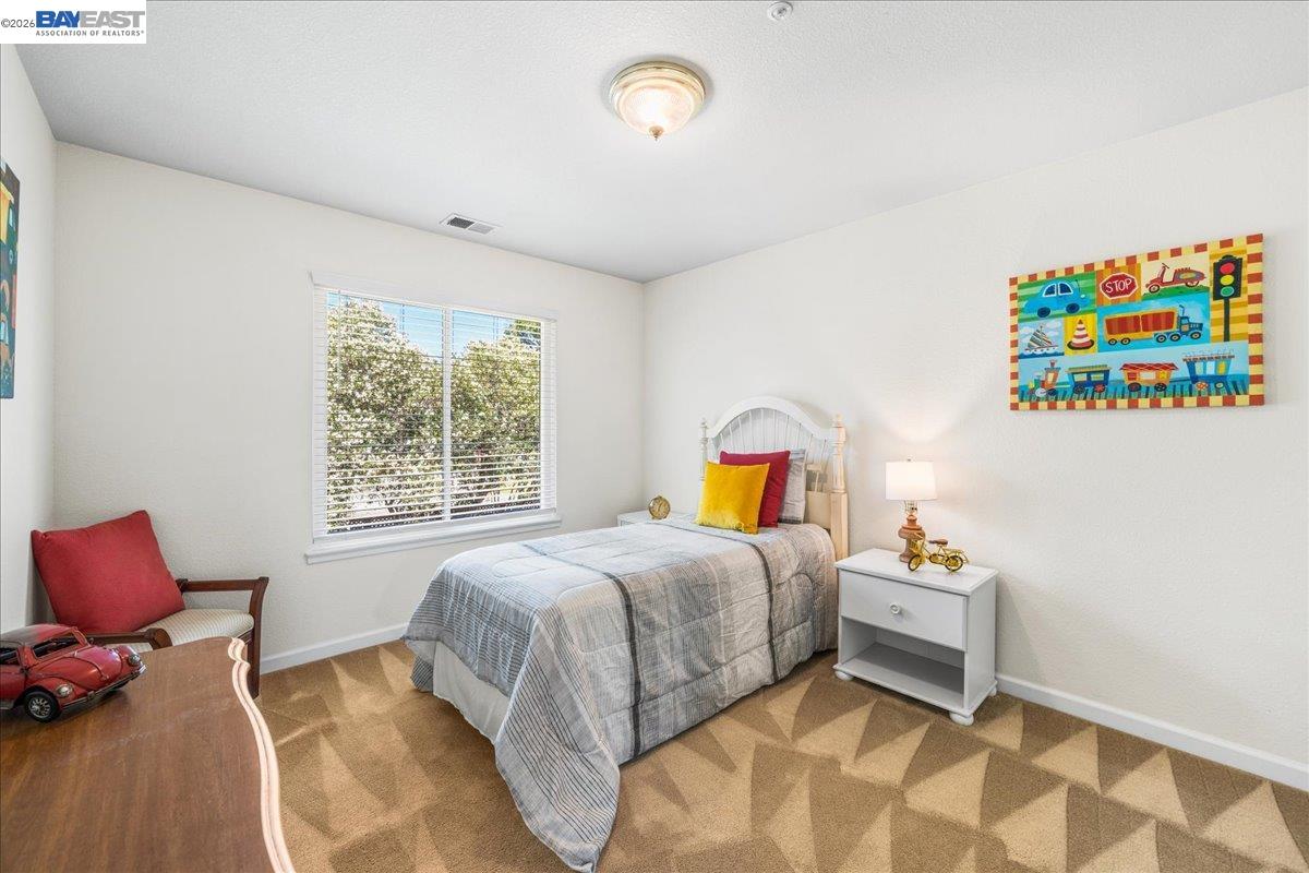 4482 Guilford