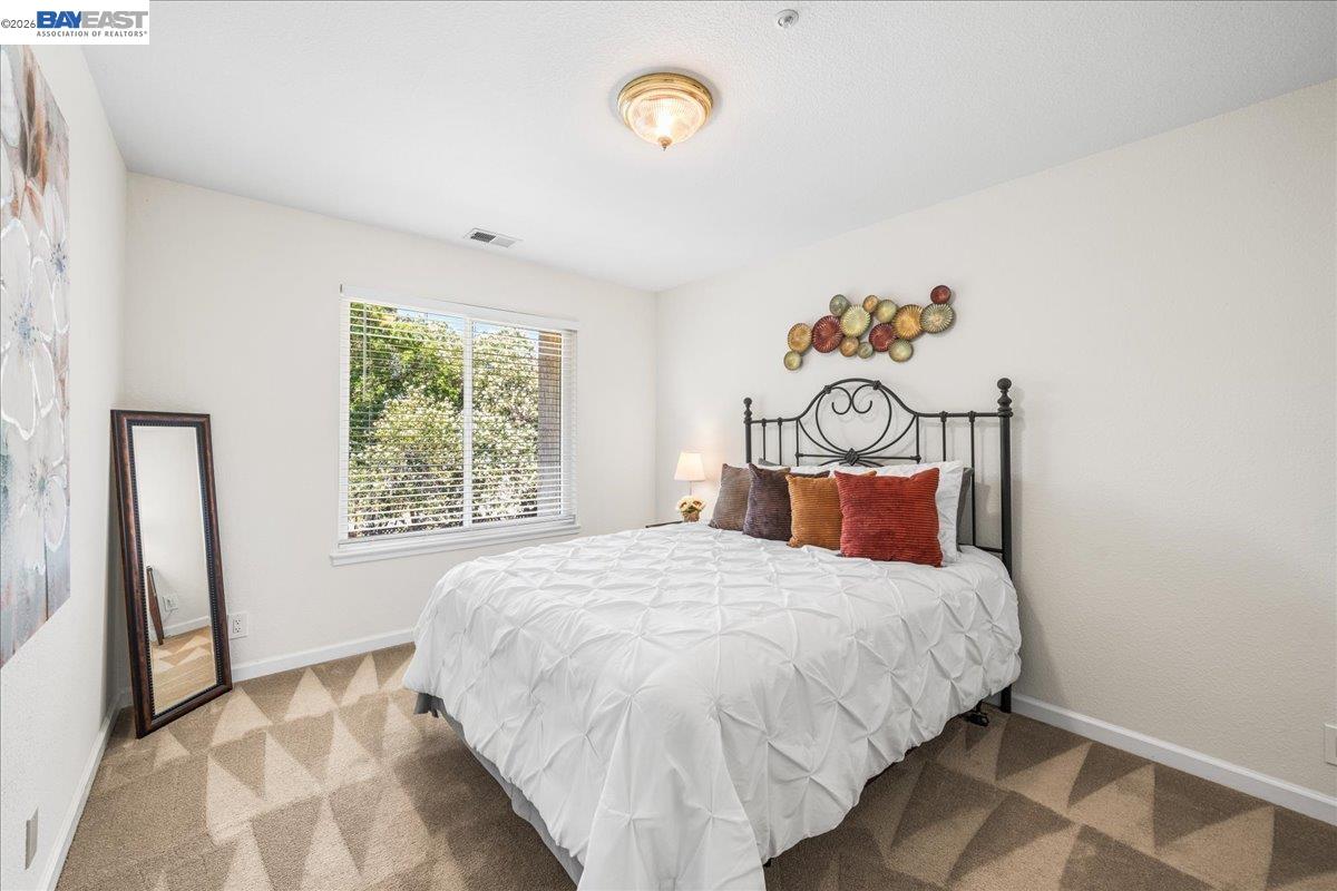 4482 Guilford