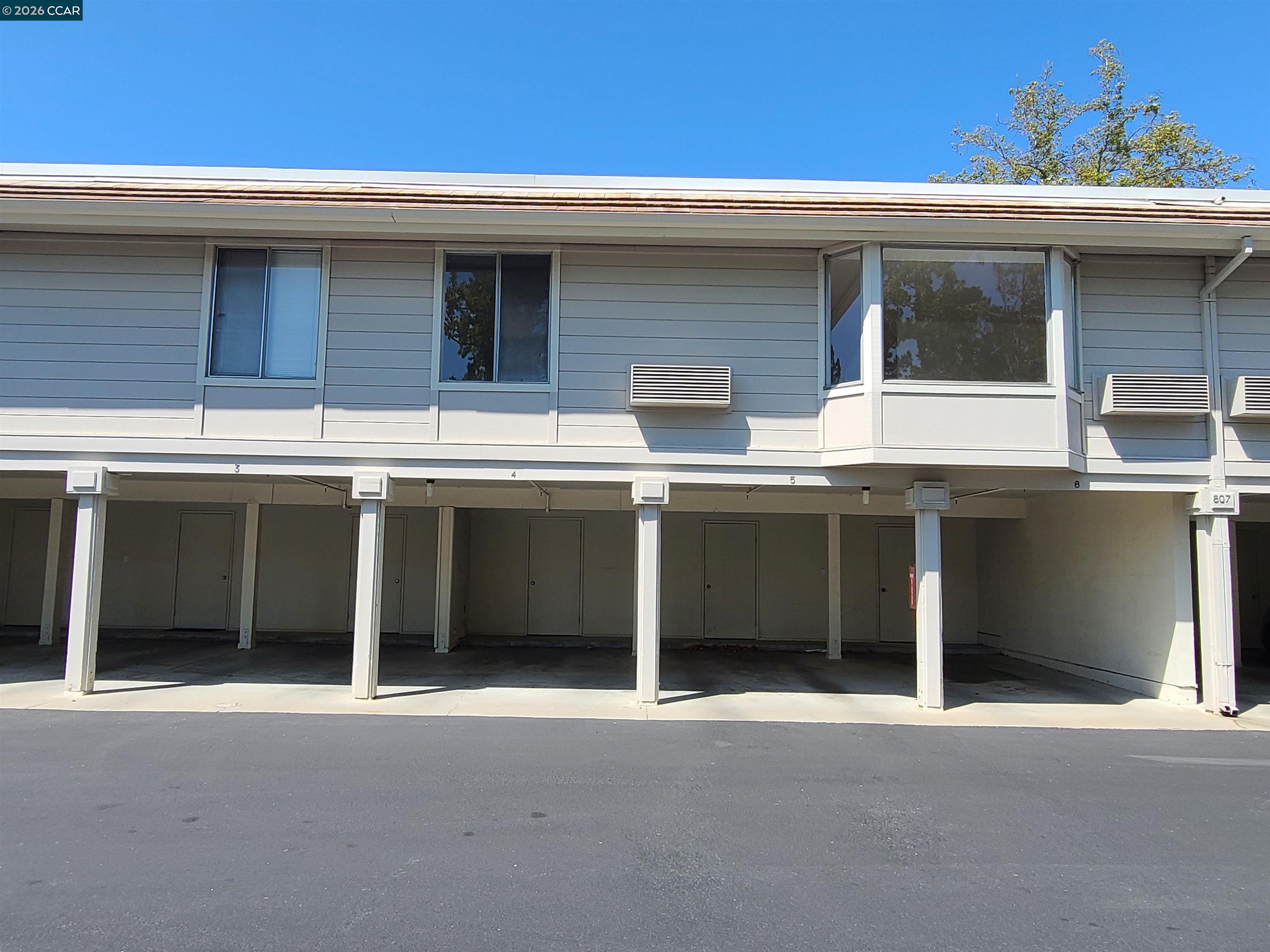 1224 Skycrest Dr # 3