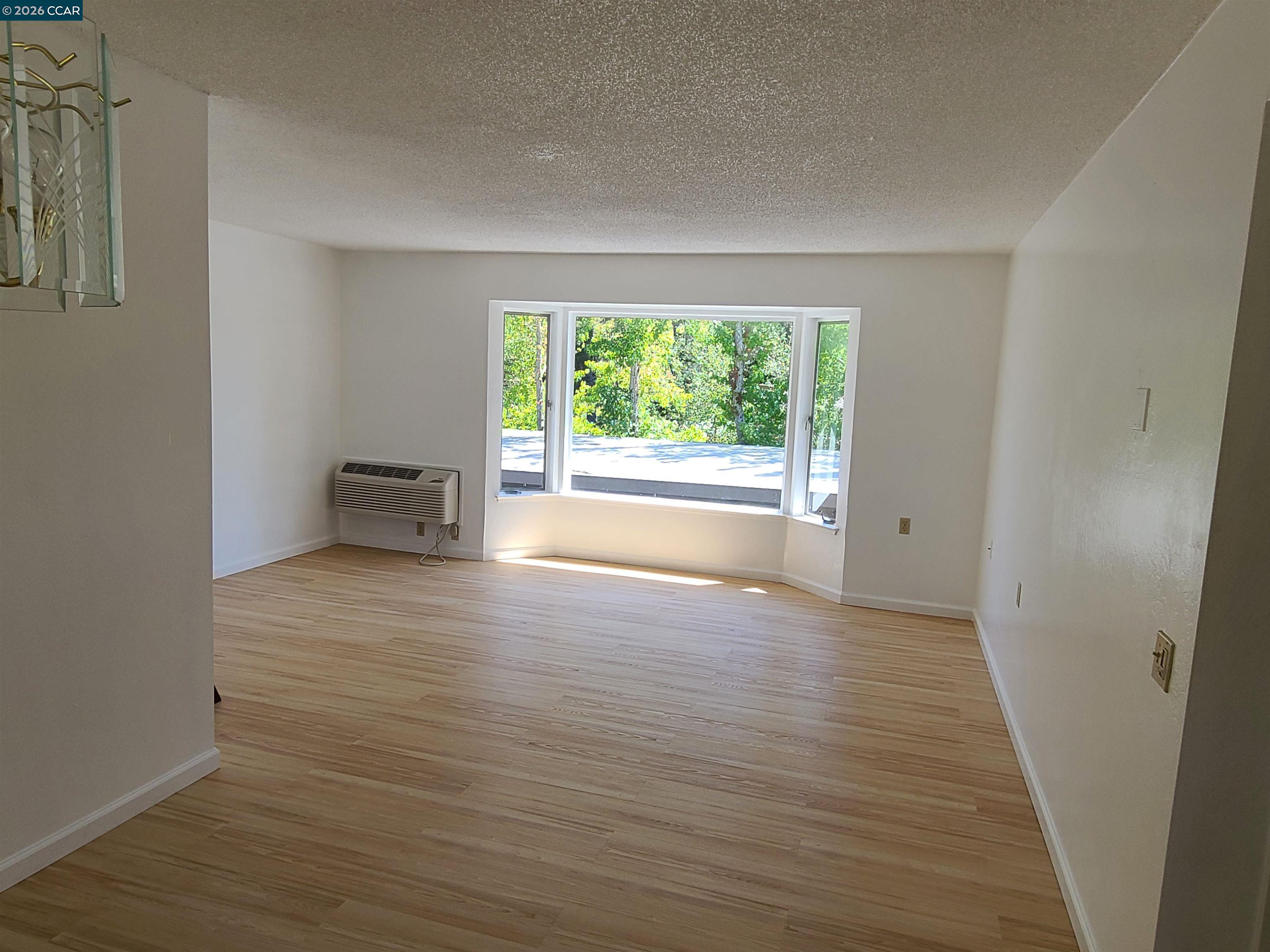 1224 Skycrest Dr # 3