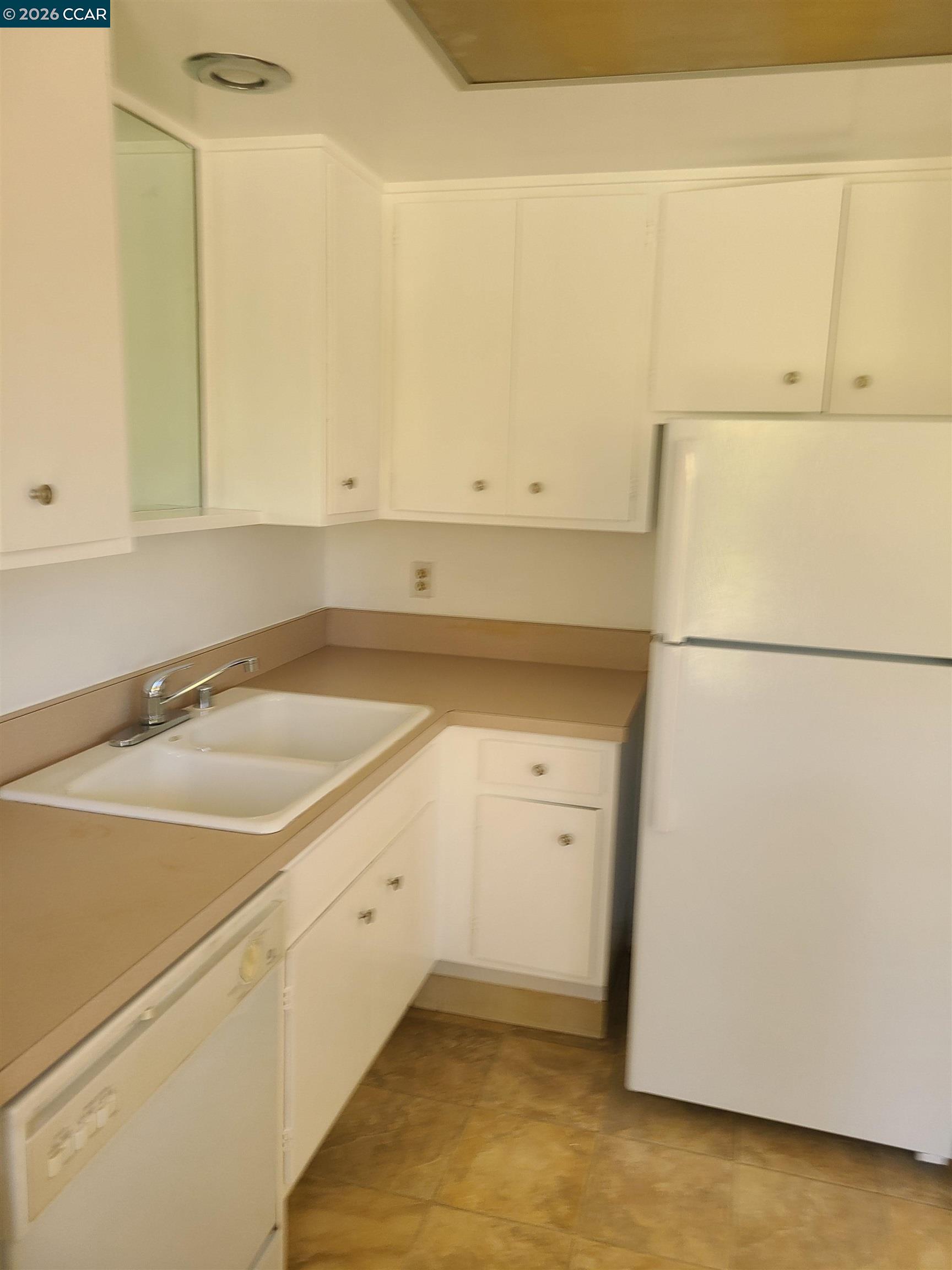 1224 Skycrest Dr # 3