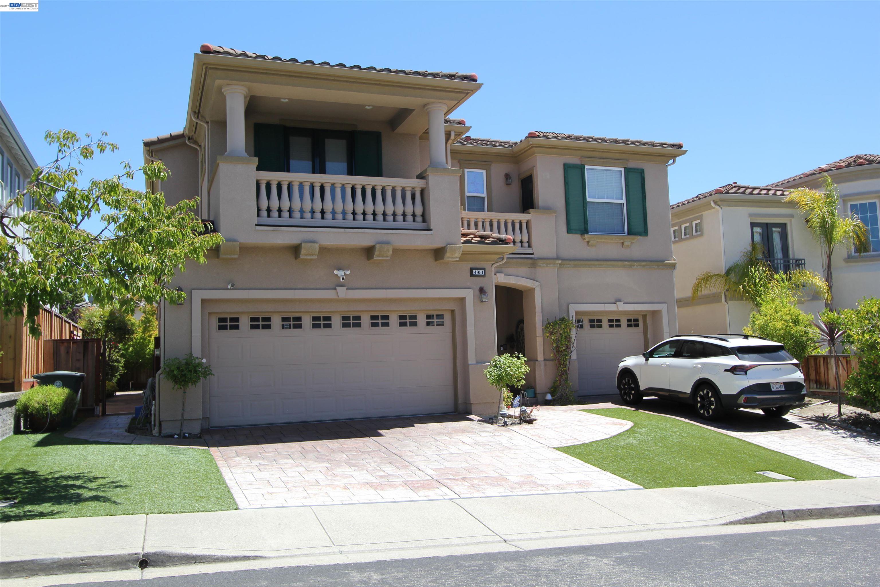4951 GRAYHAWK CT