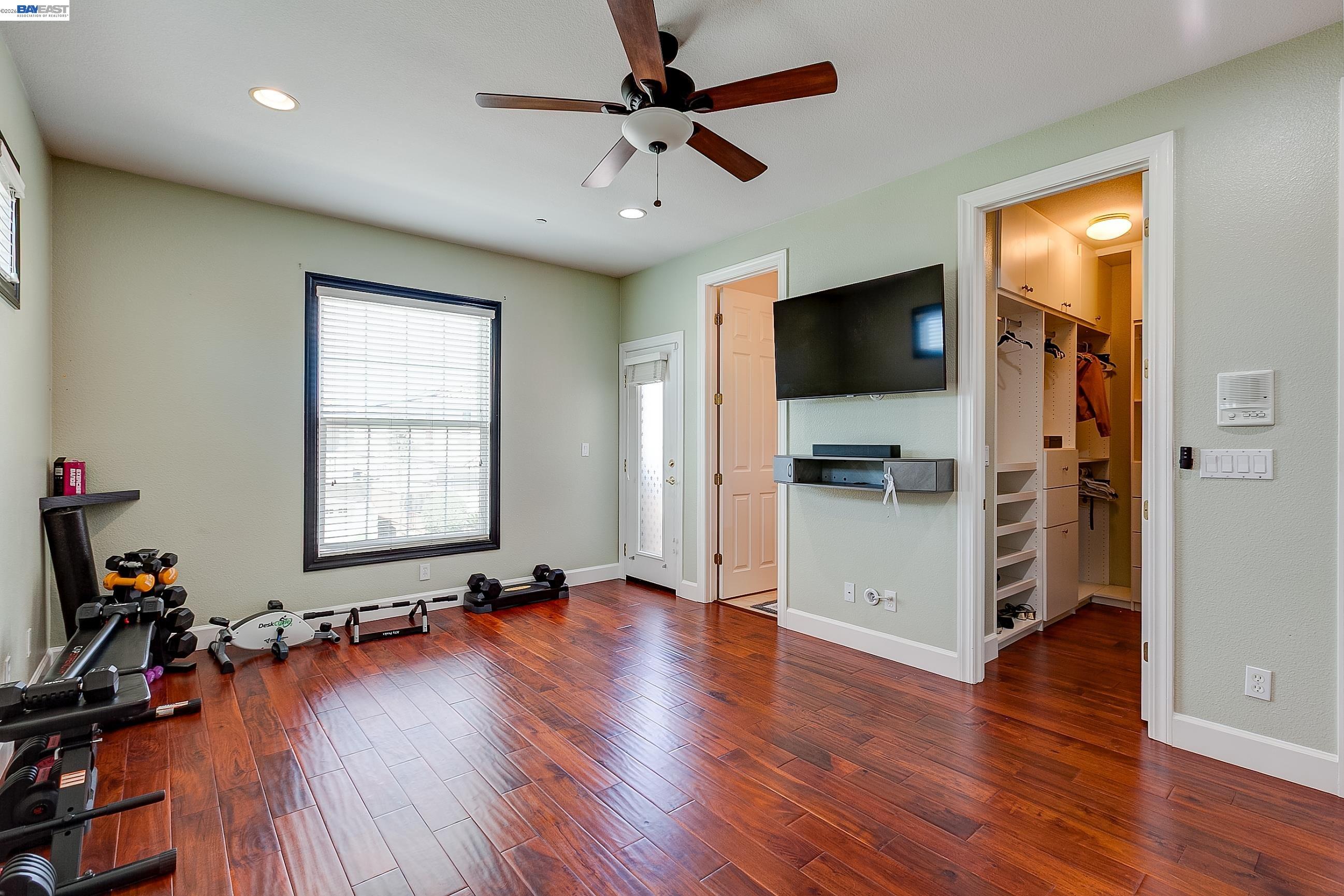 4951 GRAYHAWK CT