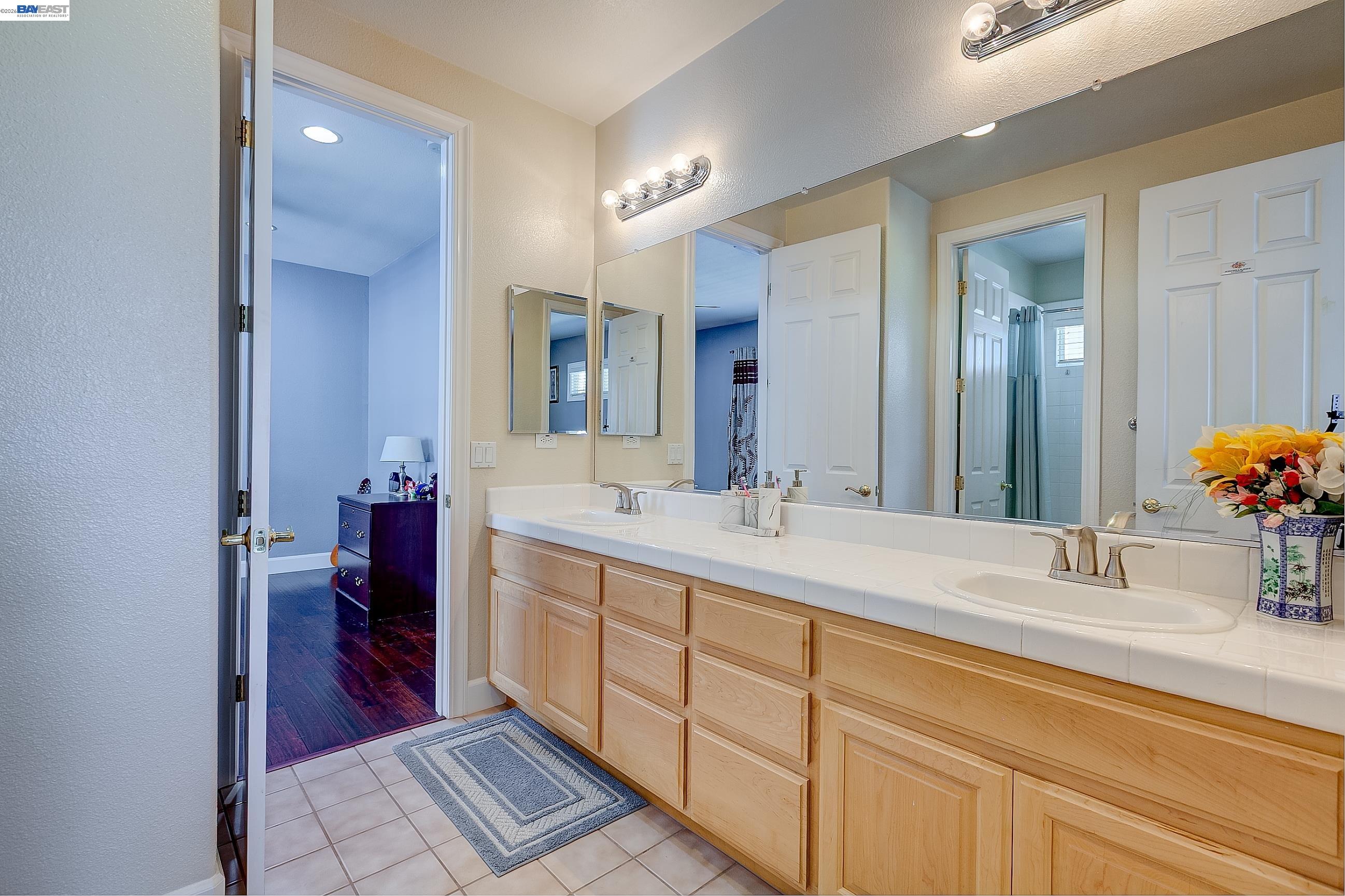 4951 GRAYHAWK CT
