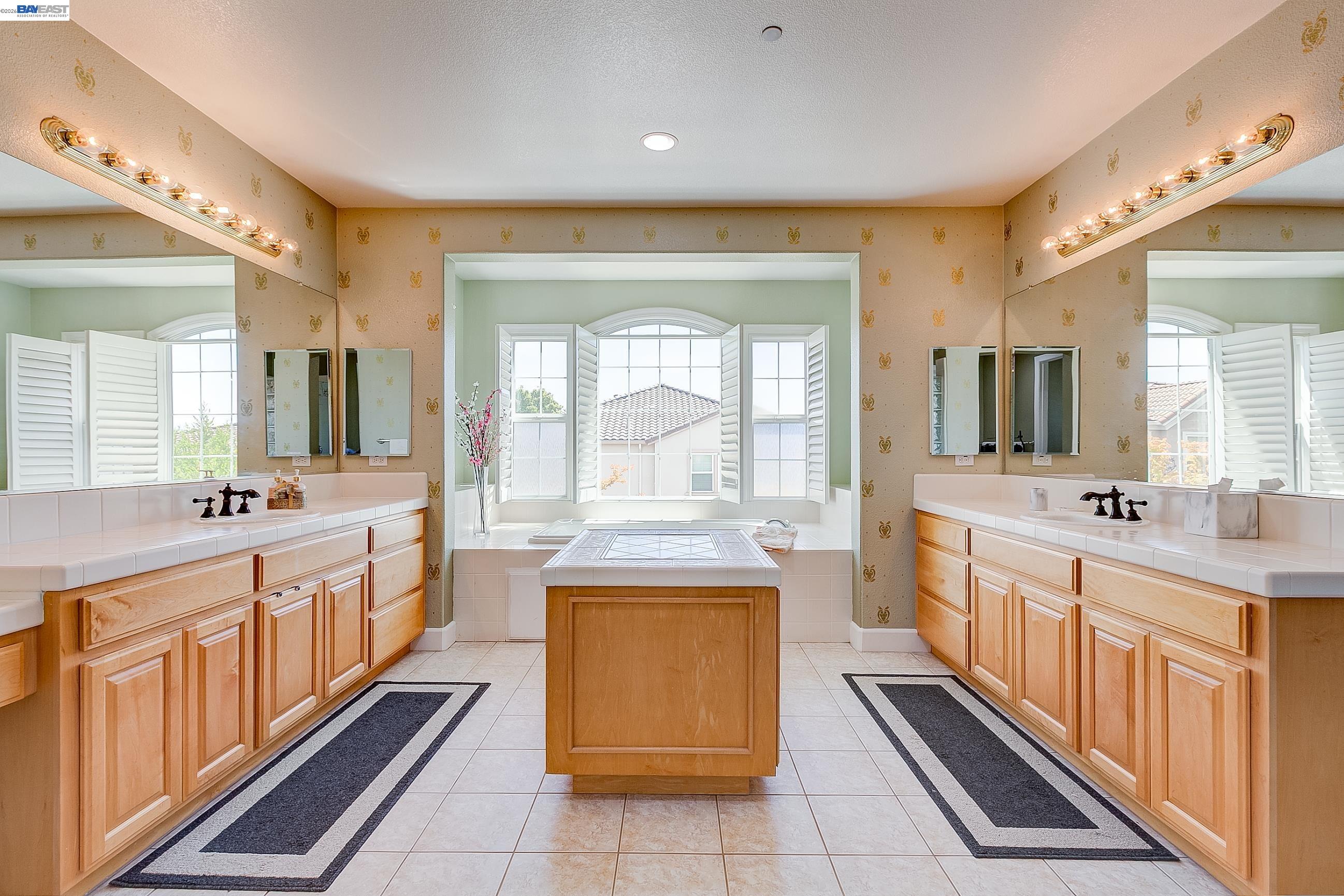 4951 GRAYHAWK CT