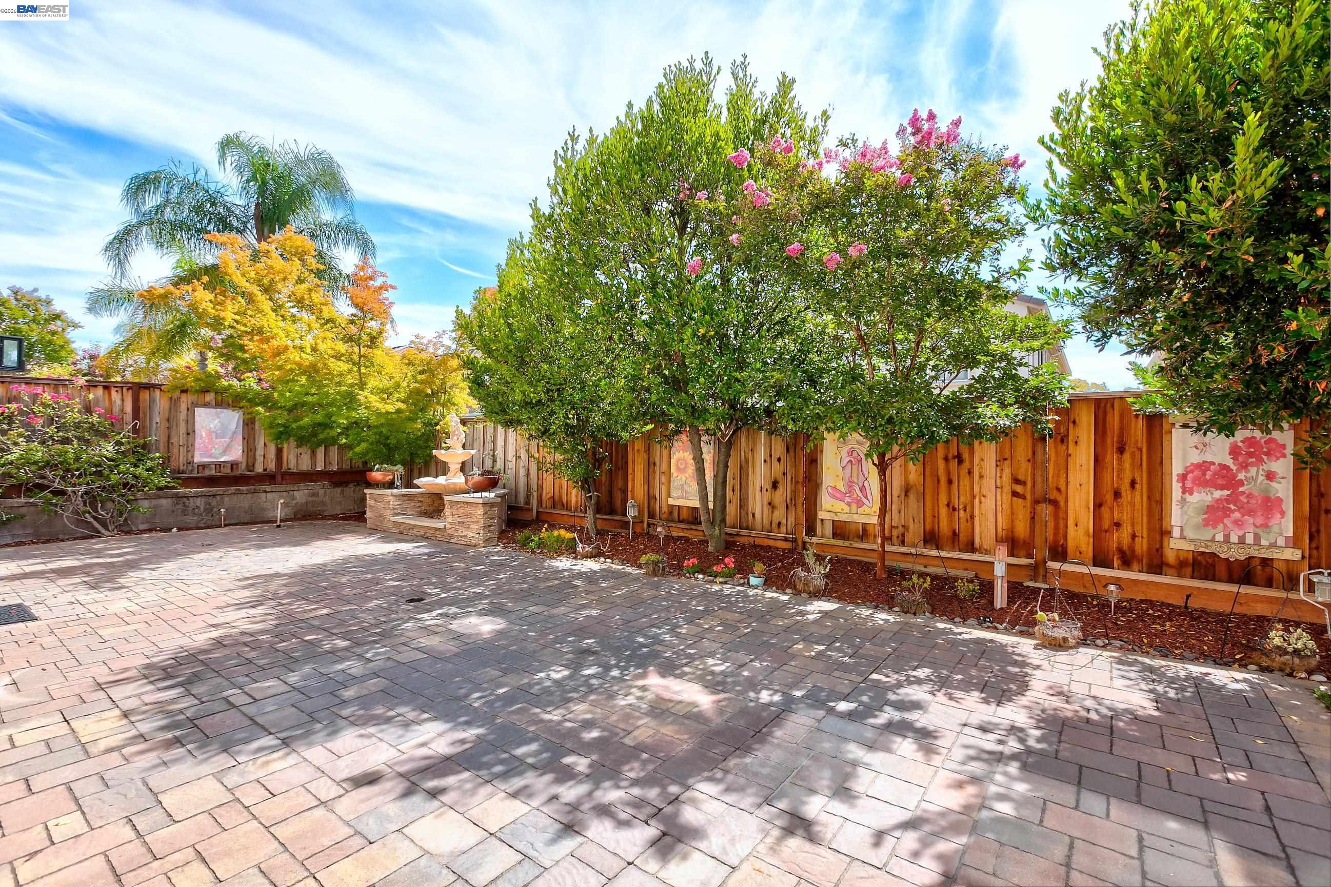 4951 GRAYHAWK CT