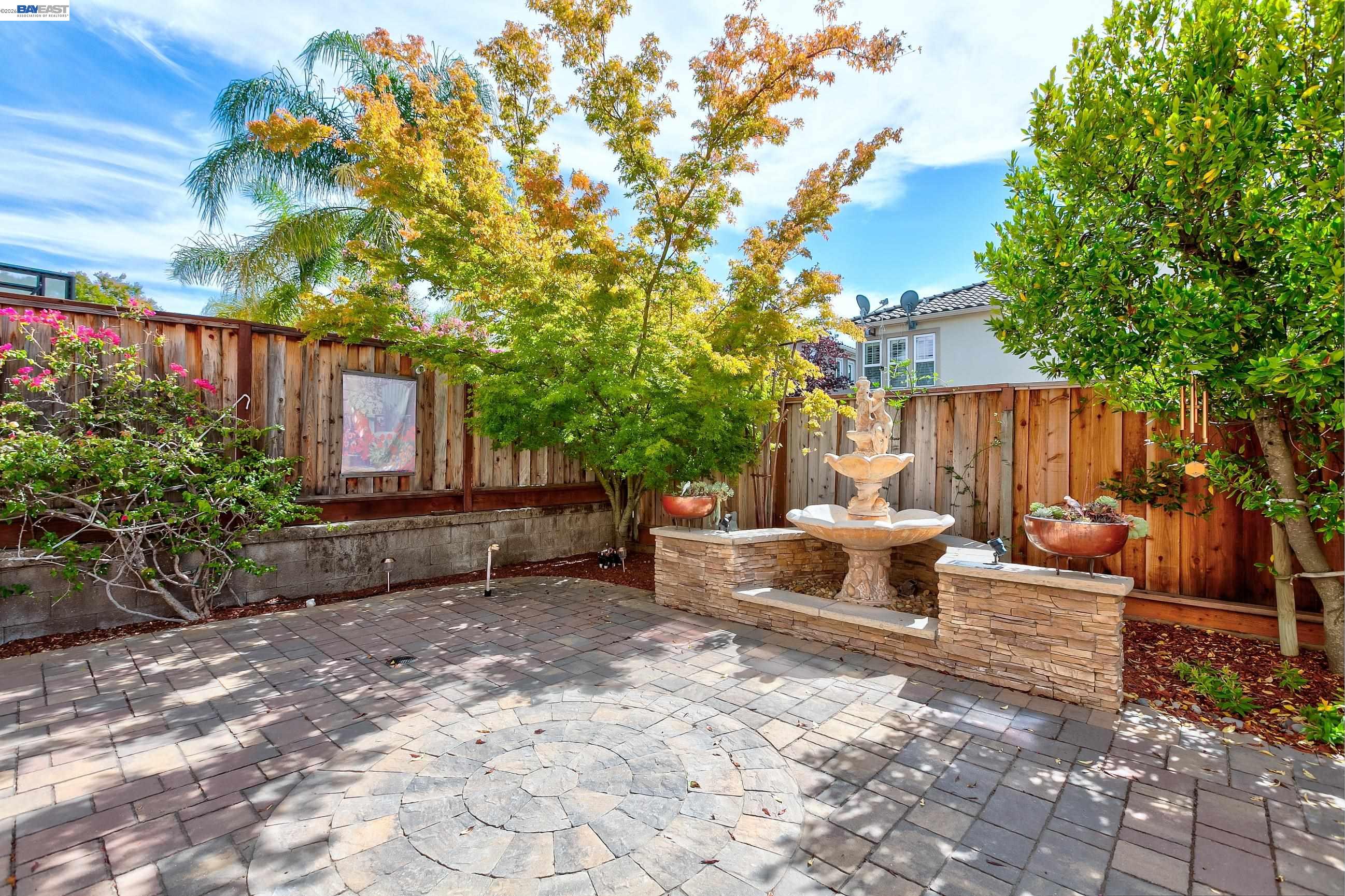 4951 GRAYHAWK CT