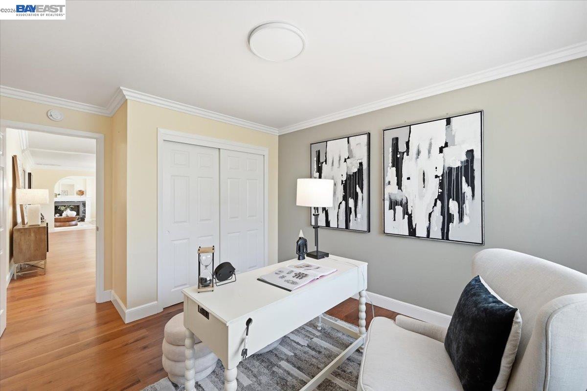 280 Bolla Ave