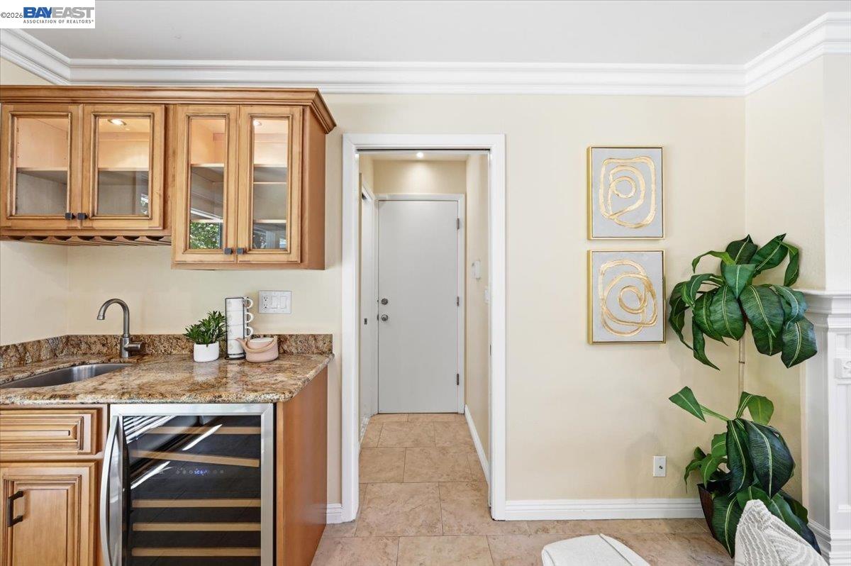 280 Bolla Ave