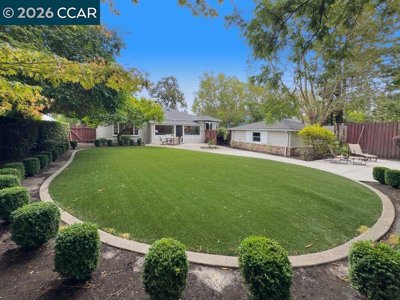 4053 Marianne Dr