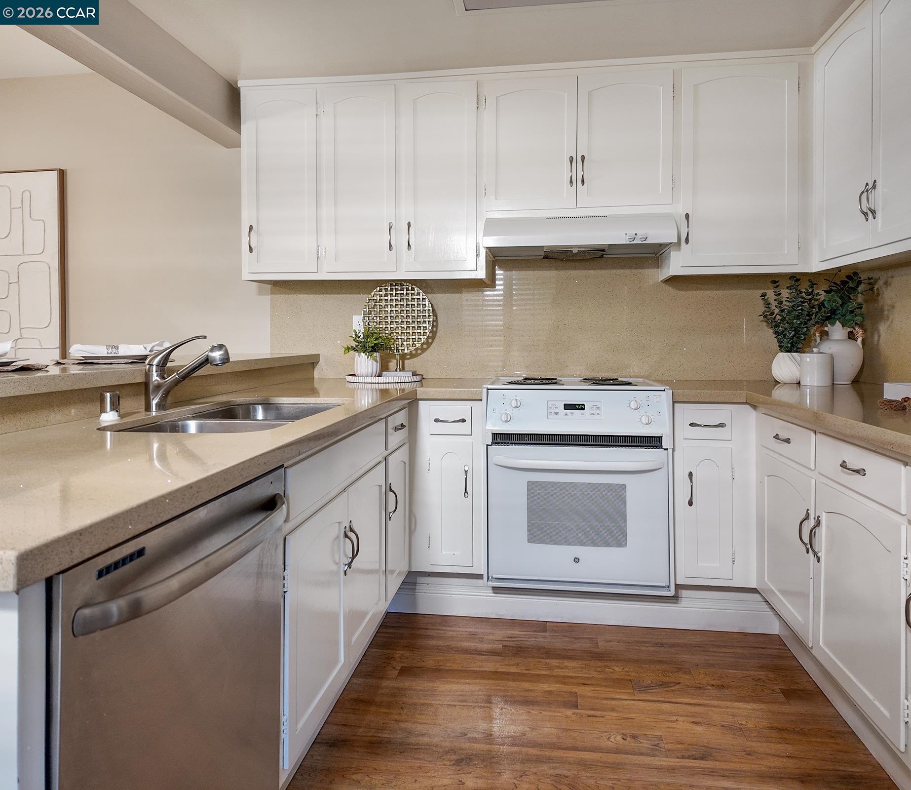 2633 Pine Knoll # 1