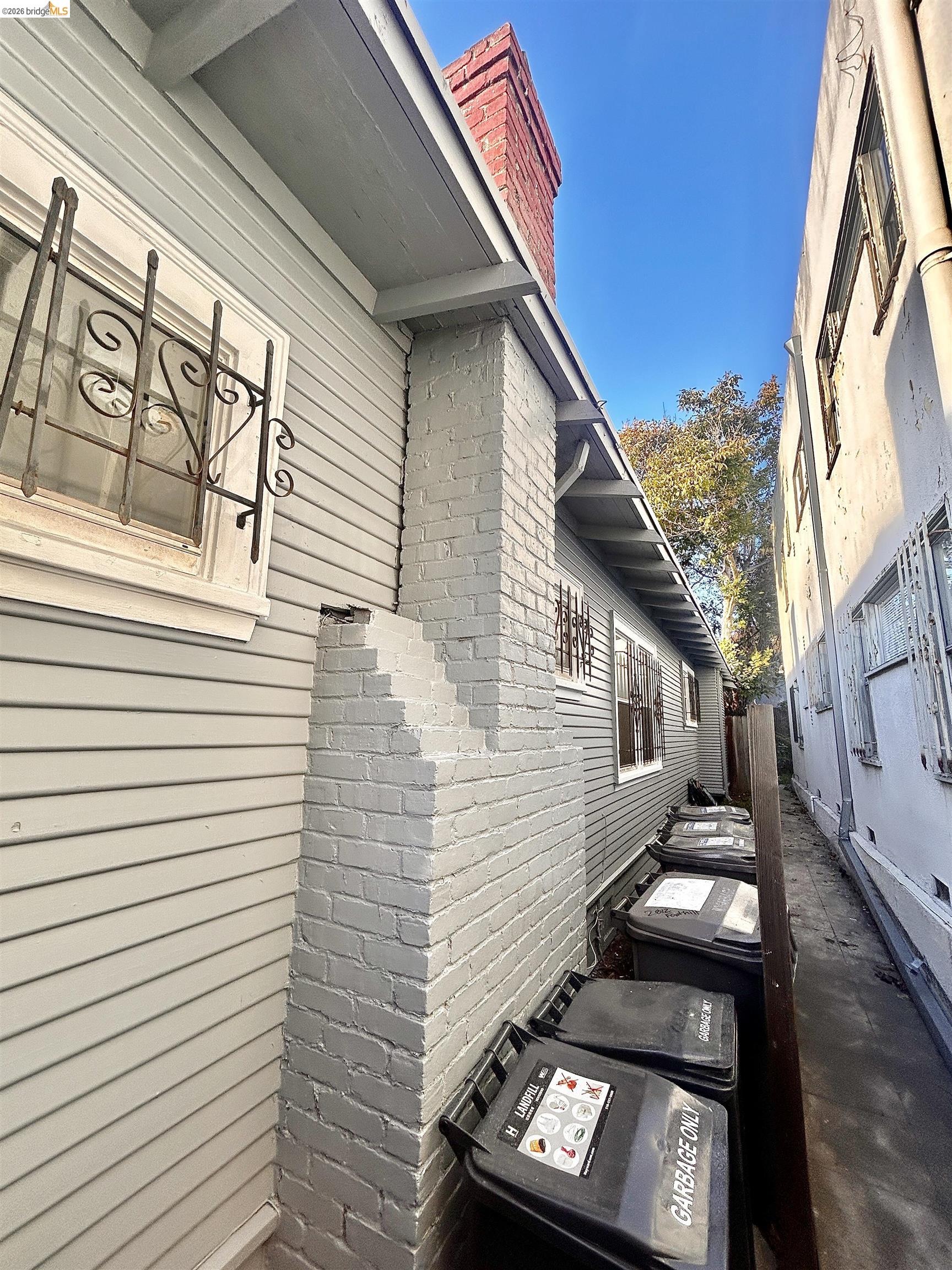 2806 Foothill Blvd