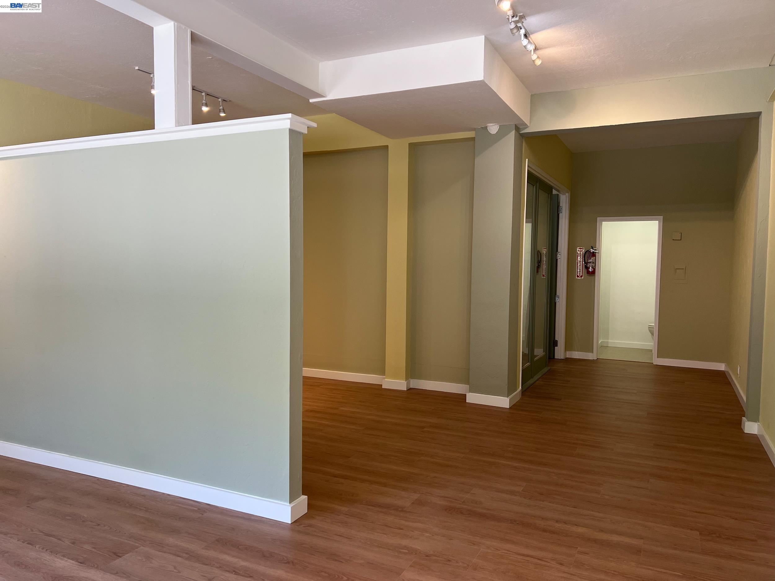 301 Poplar St