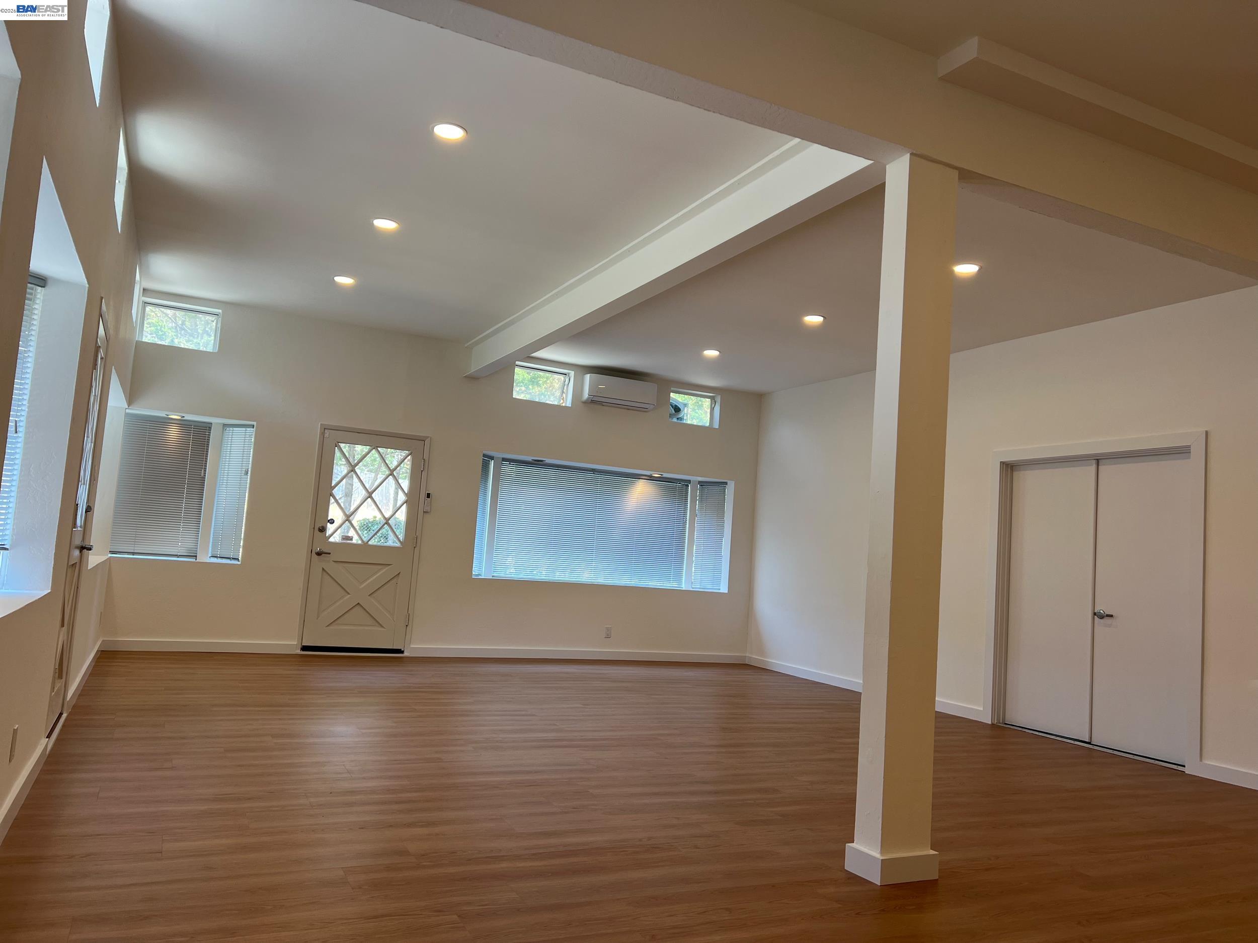 301 Poplar St