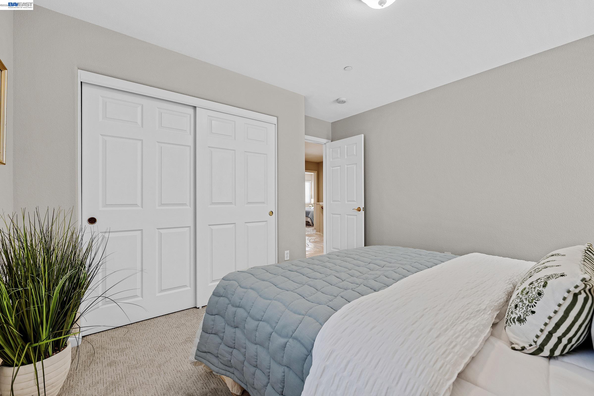 34500 Torrey Pine Ln