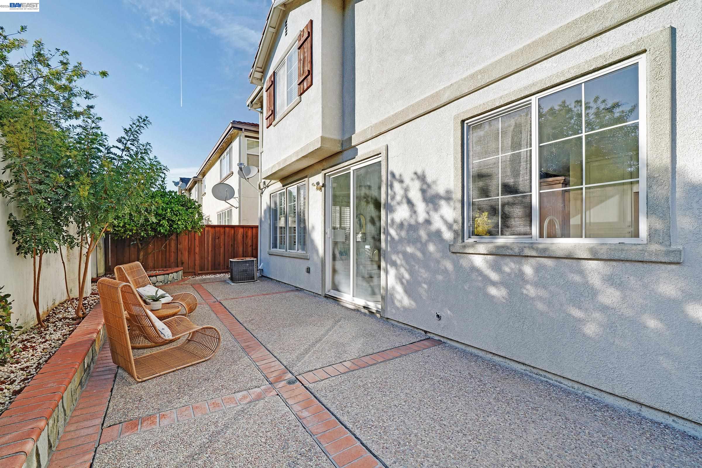34500 Torrey Pine Ln