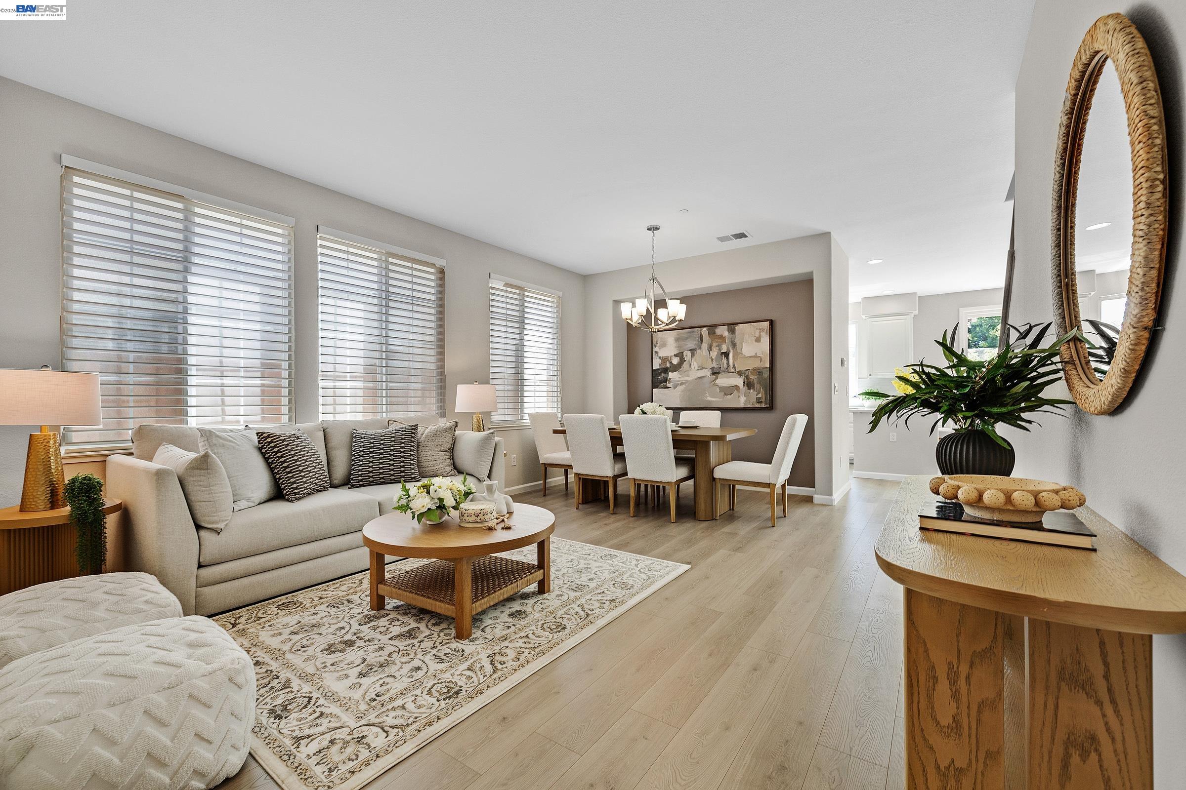 34500 Torrey Pine Ln