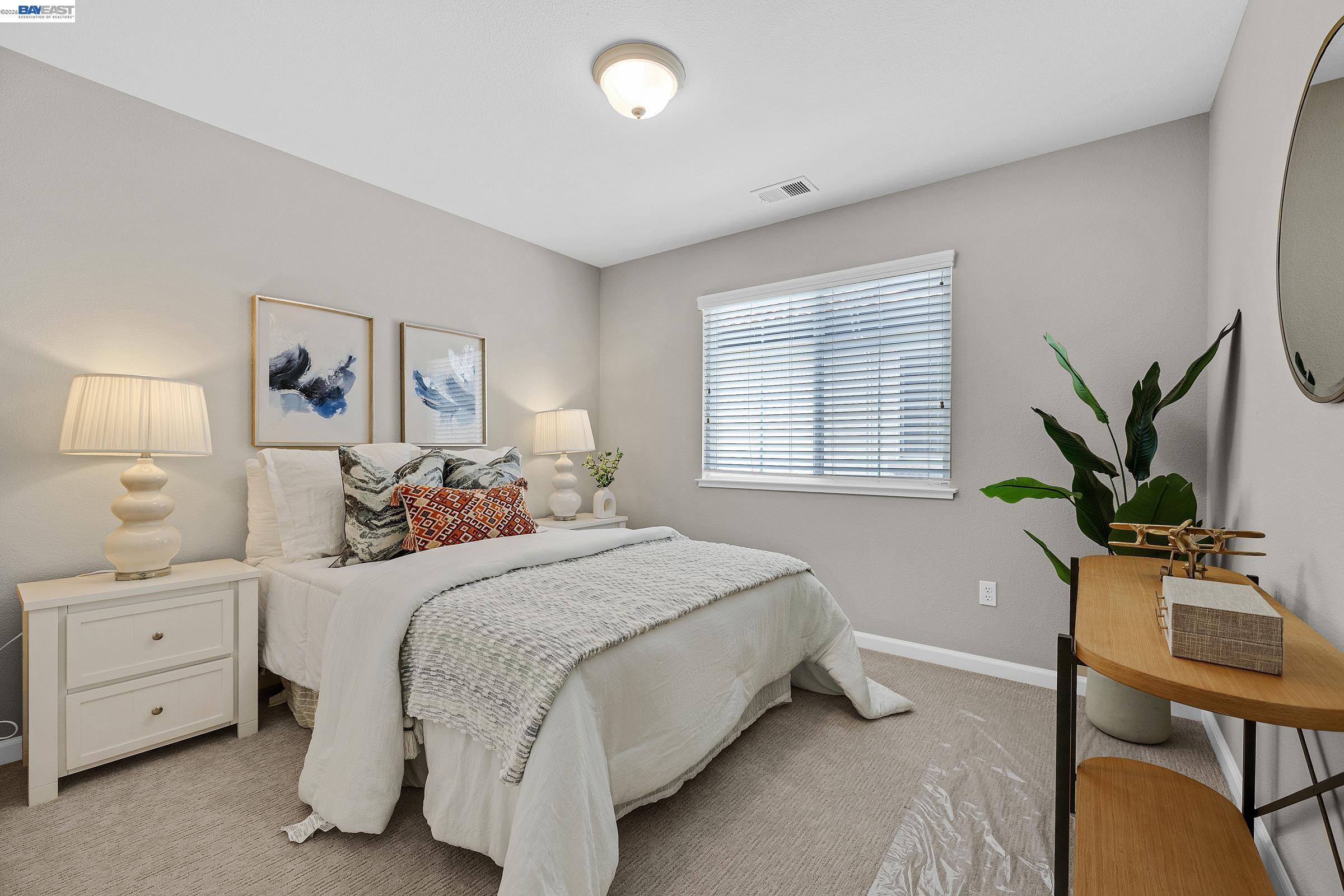 34500 Torrey Pine Ln