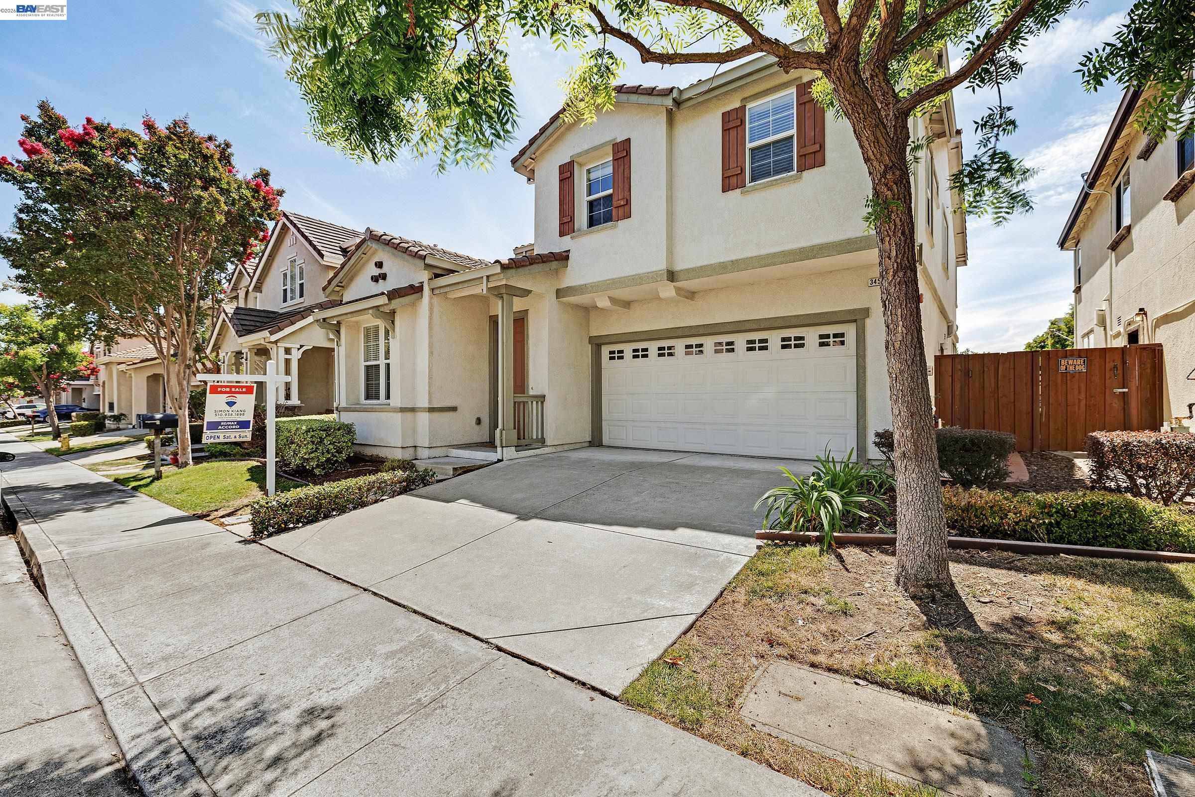 34500 Torrey Pine Ln