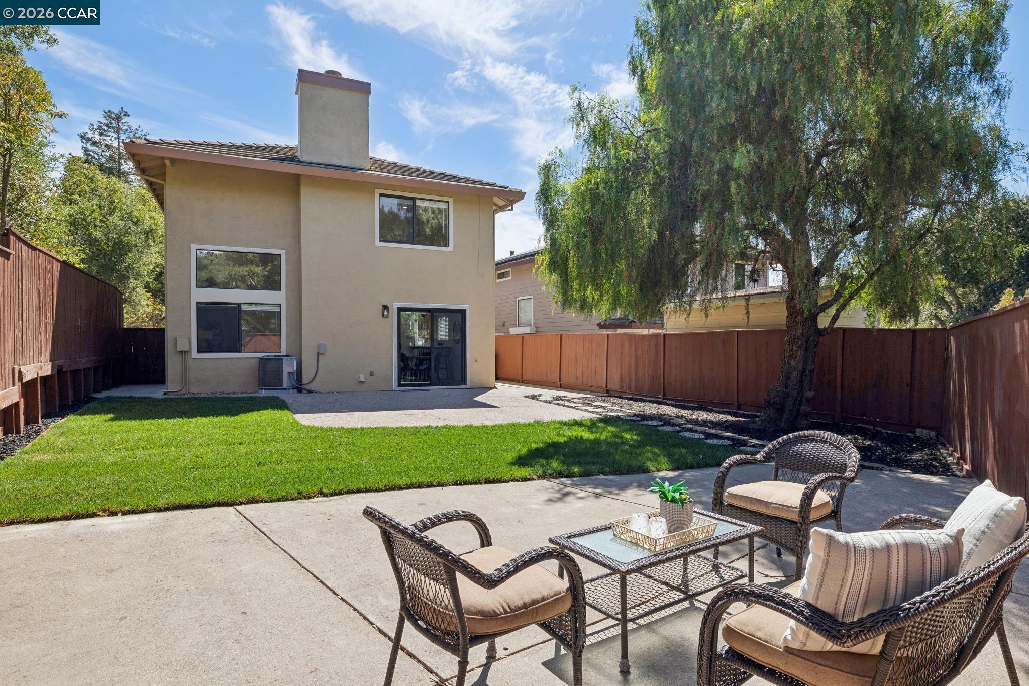 4966 Bayleaf Ct