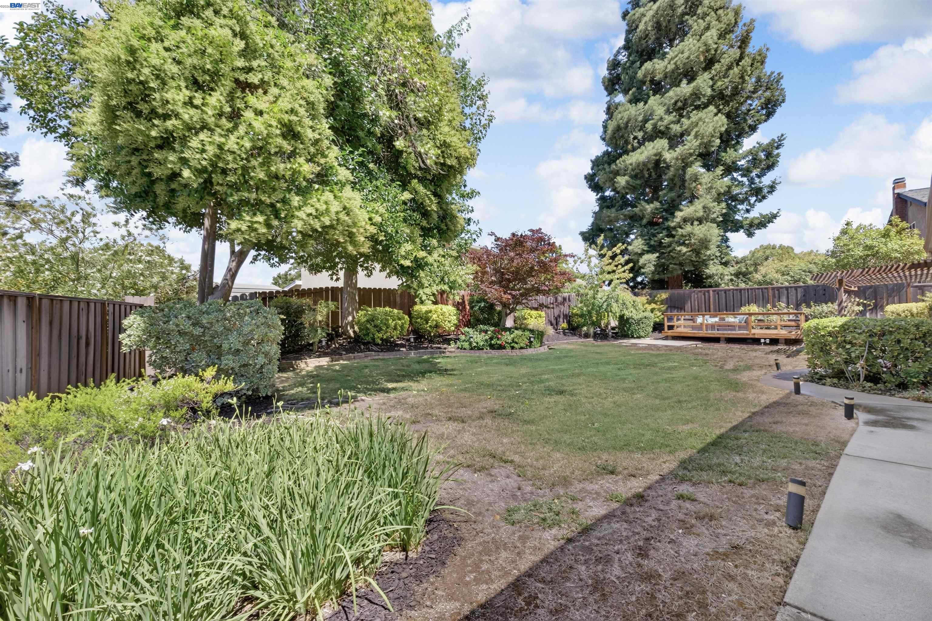 2534 Marsh Dr