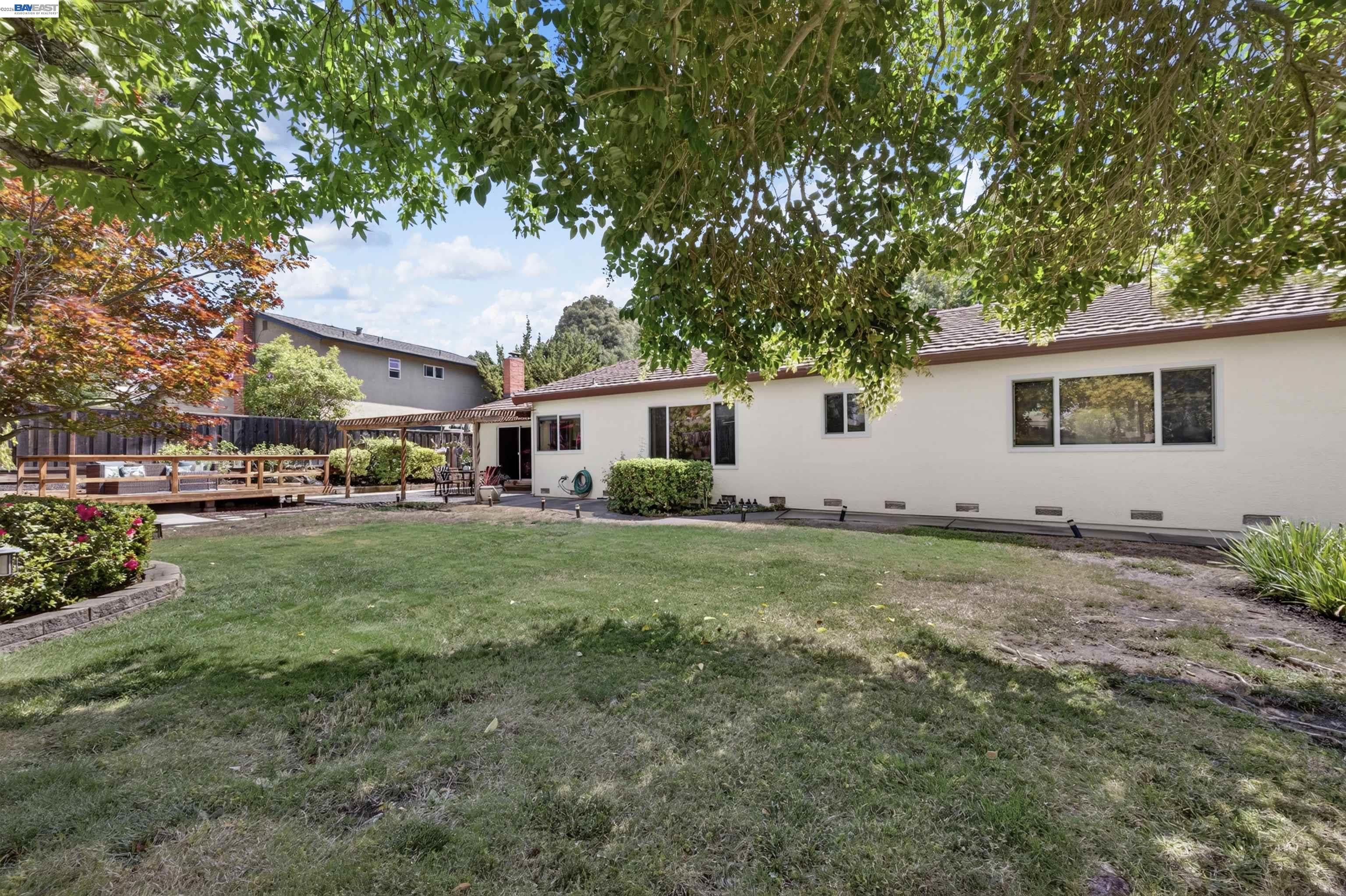 2534 Marsh Dr
