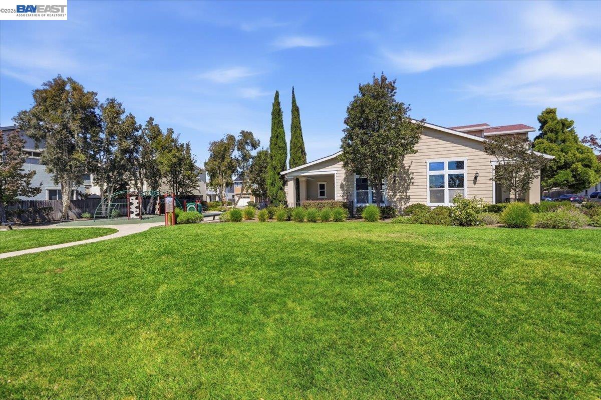 9424 Dunbar Dr