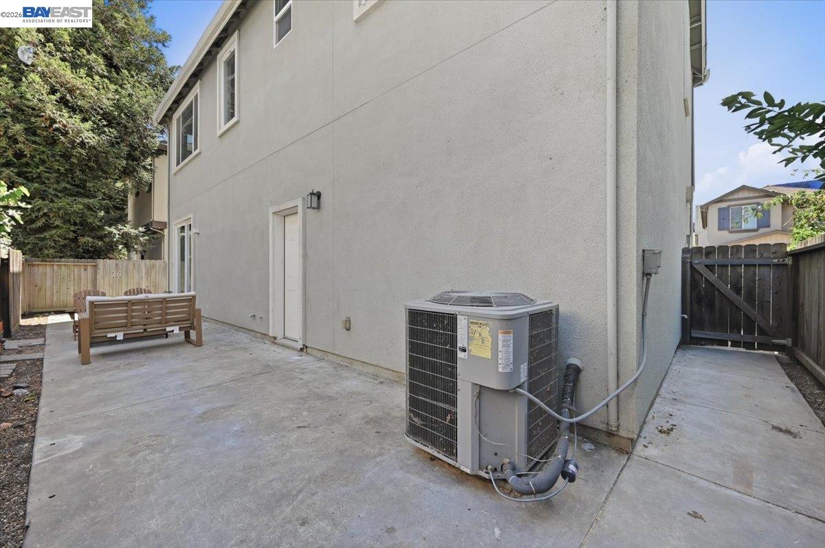 9424 Dunbar Dr