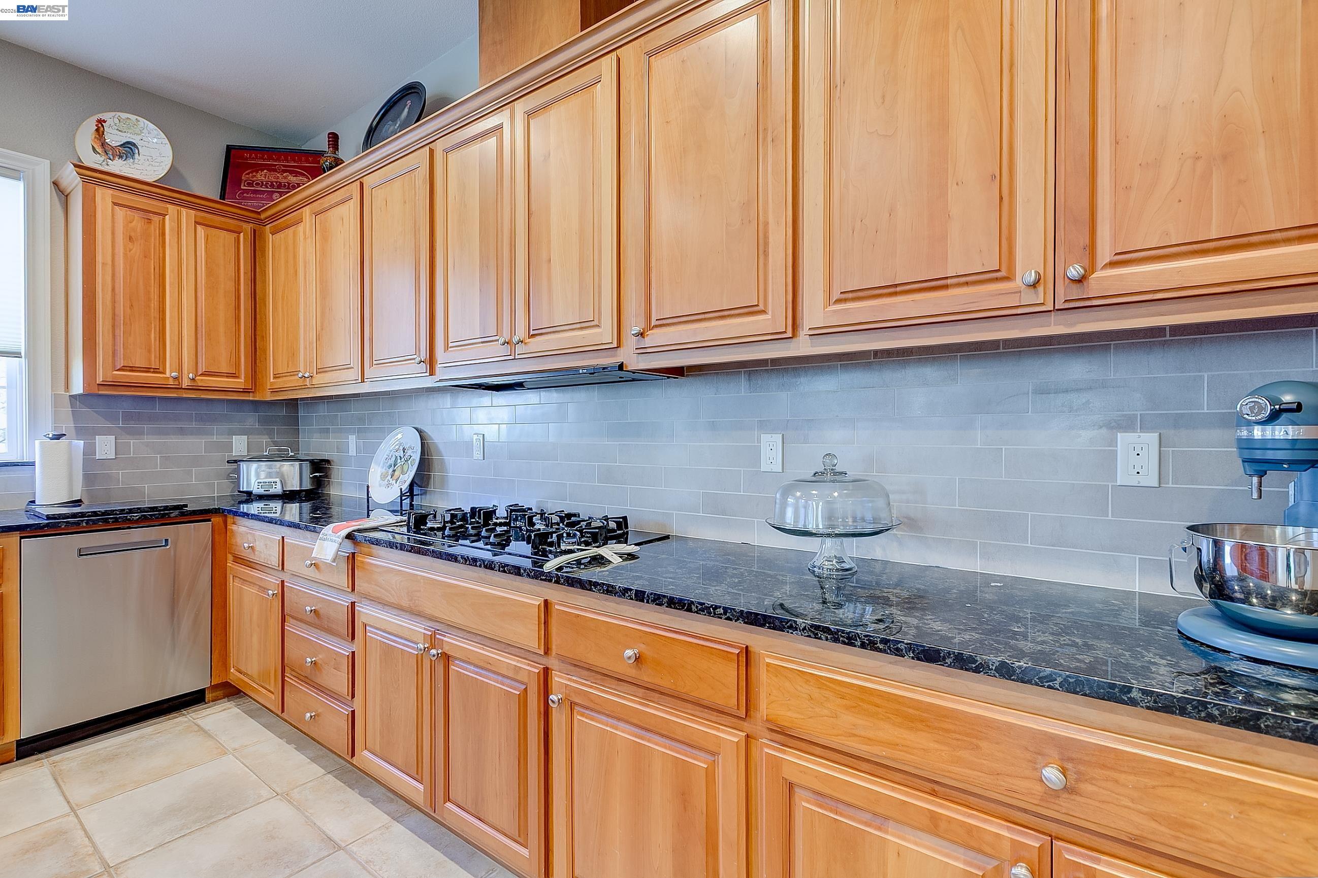 4972 GRAYHAWK CT.