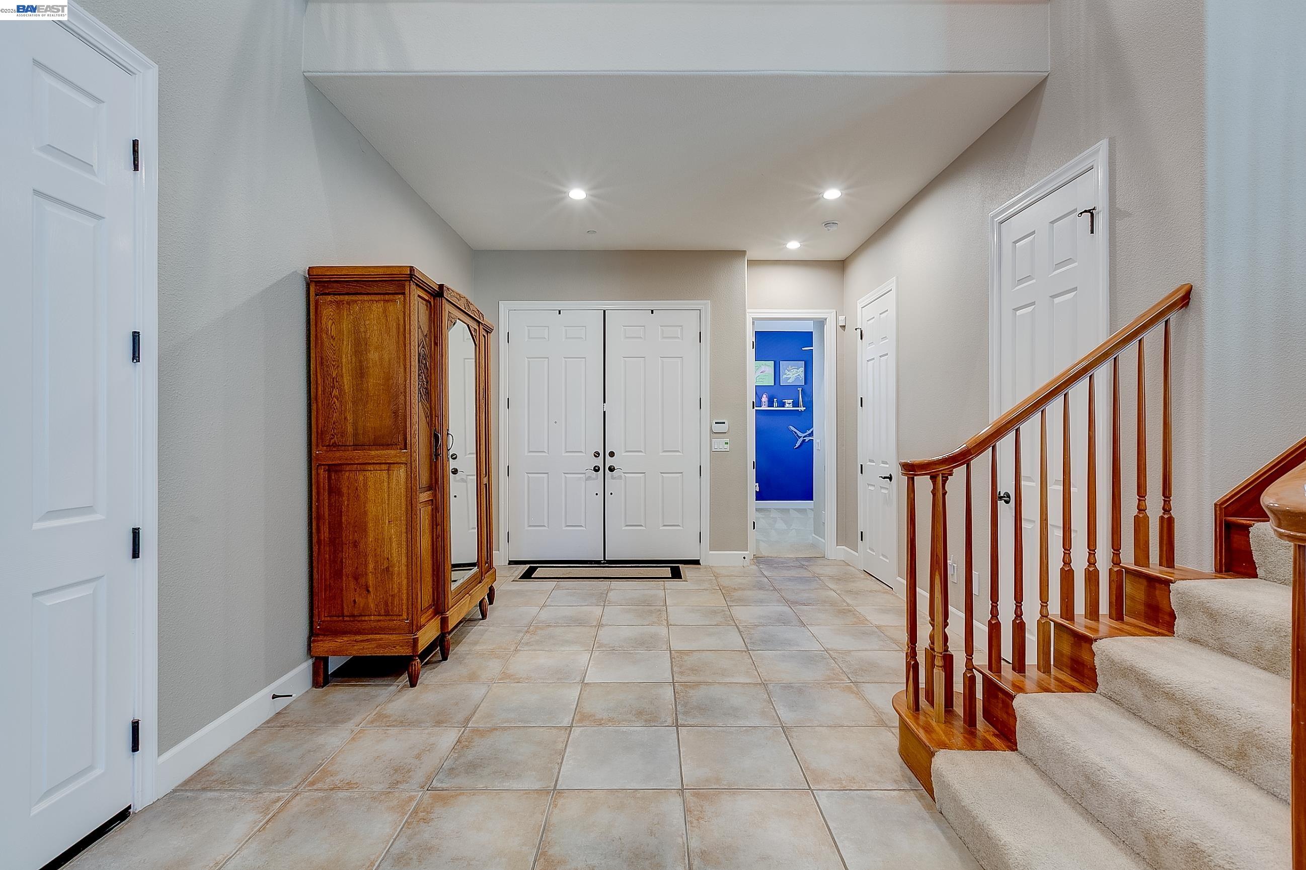 4972 GRAYHAWK CT.