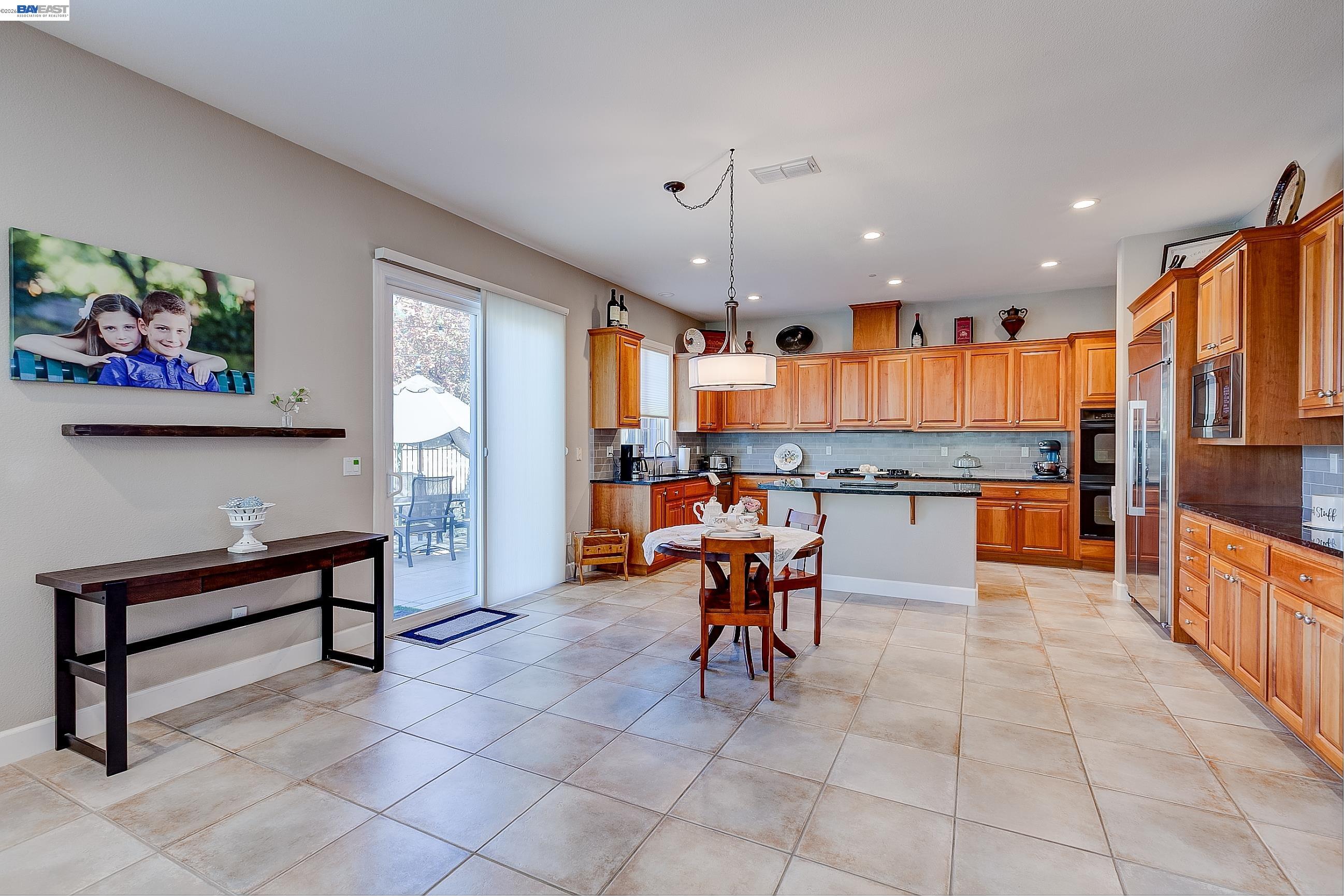 4972 GRAYHAWK CT.