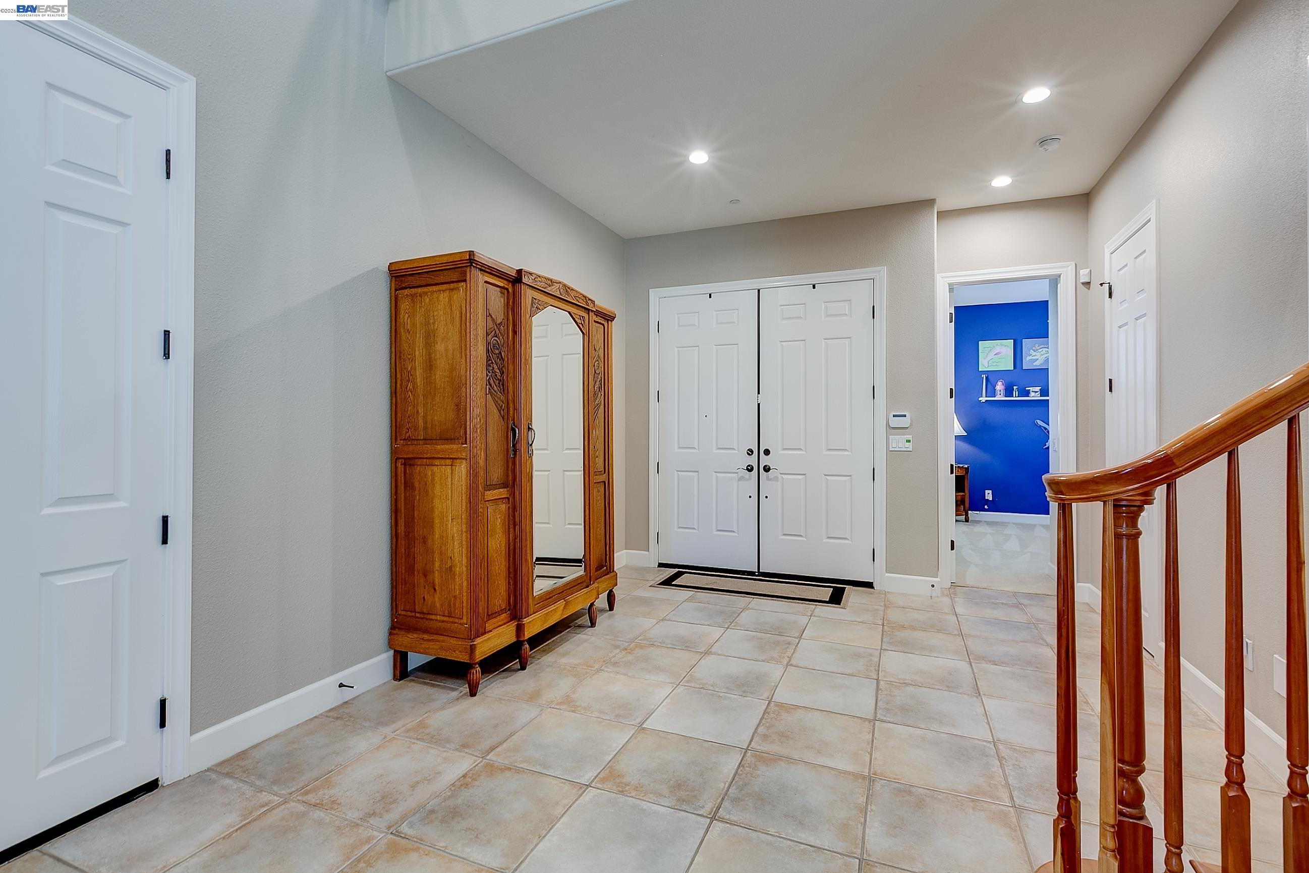 4972 GRAYHAWK CT.
