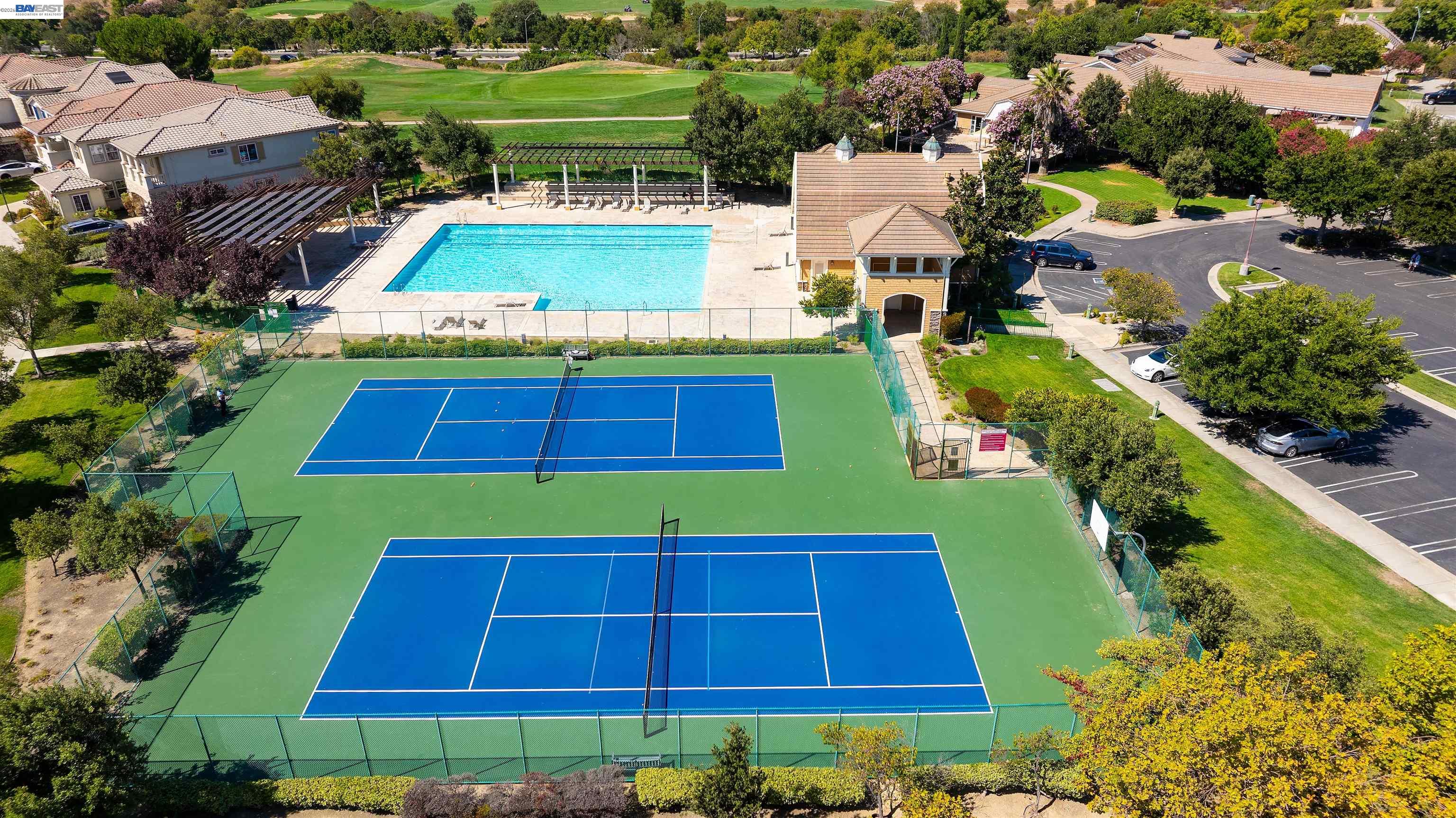 4972 GRAYHAWK CT.