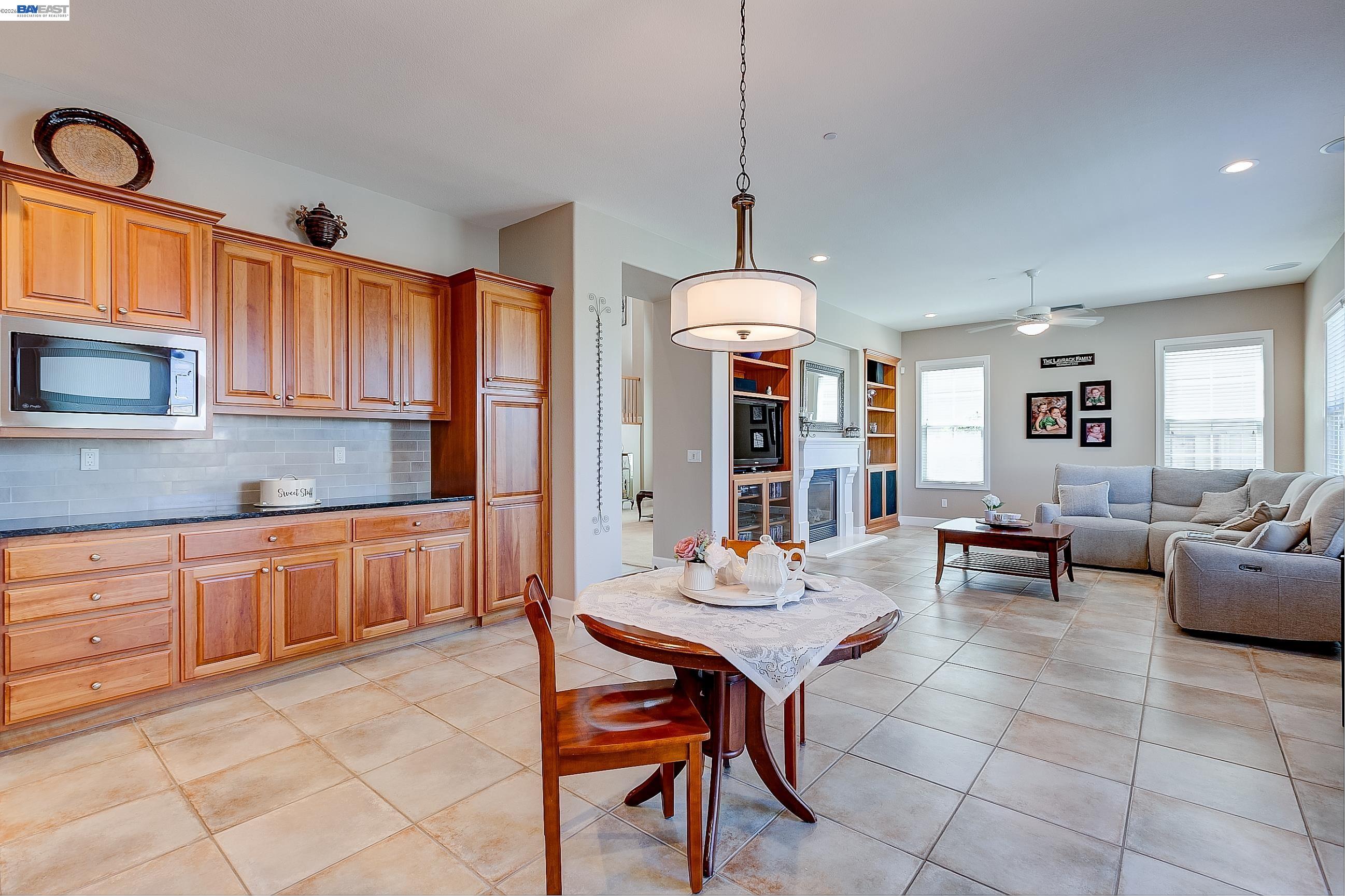 4972 GRAYHAWK CT.