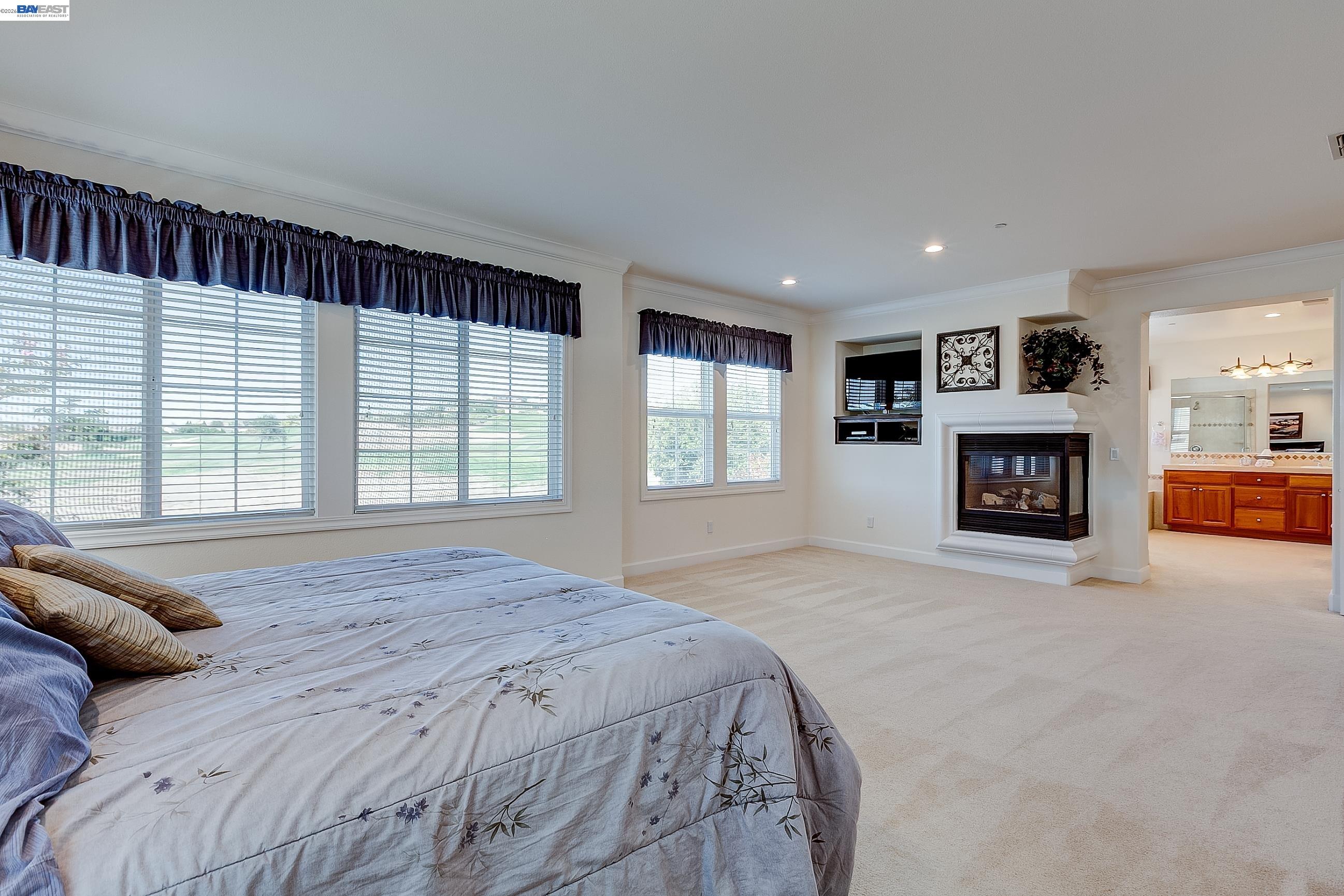 4972 GRAYHAWK CT.