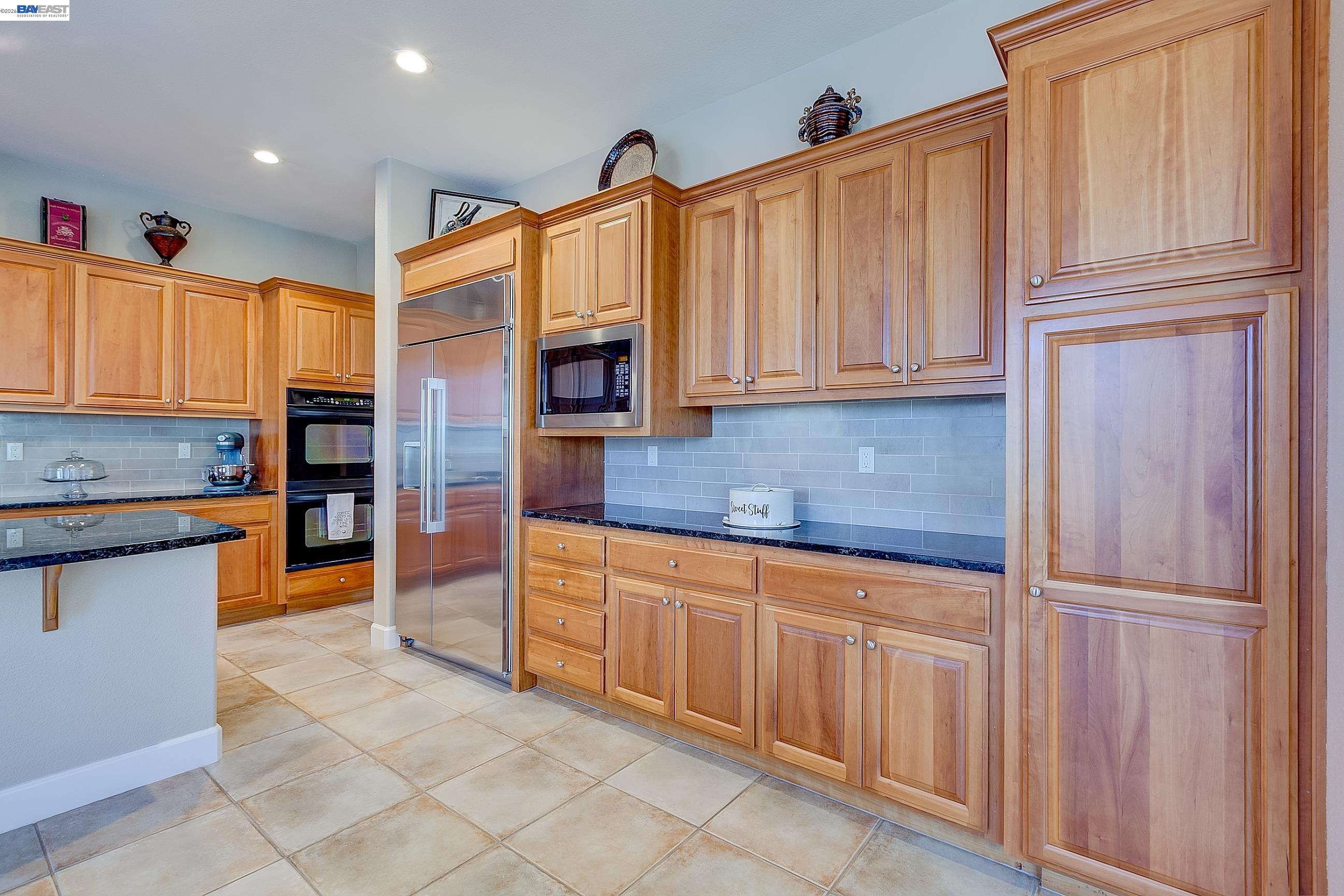 4972 GRAYHAWK CT.