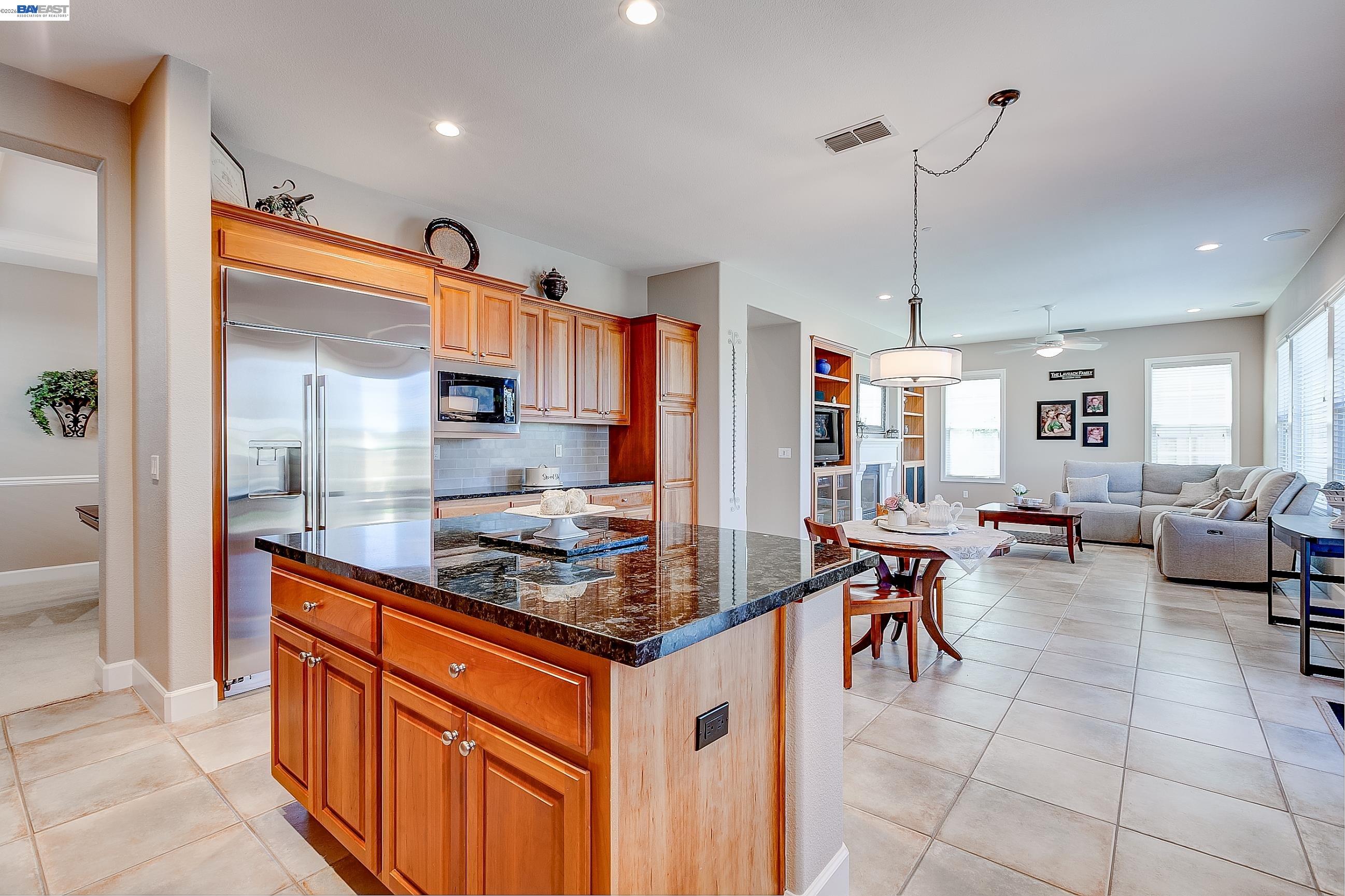 4972 GRAYHAWK CT.