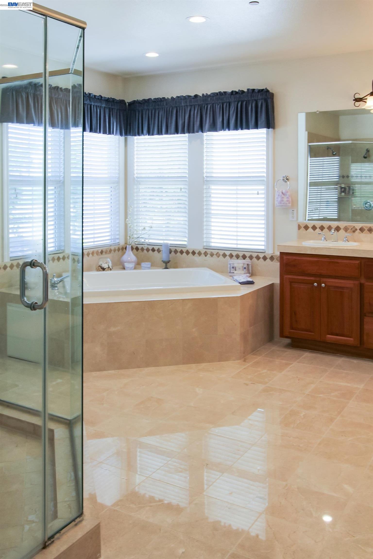 4972 GRAYHAWK CT.