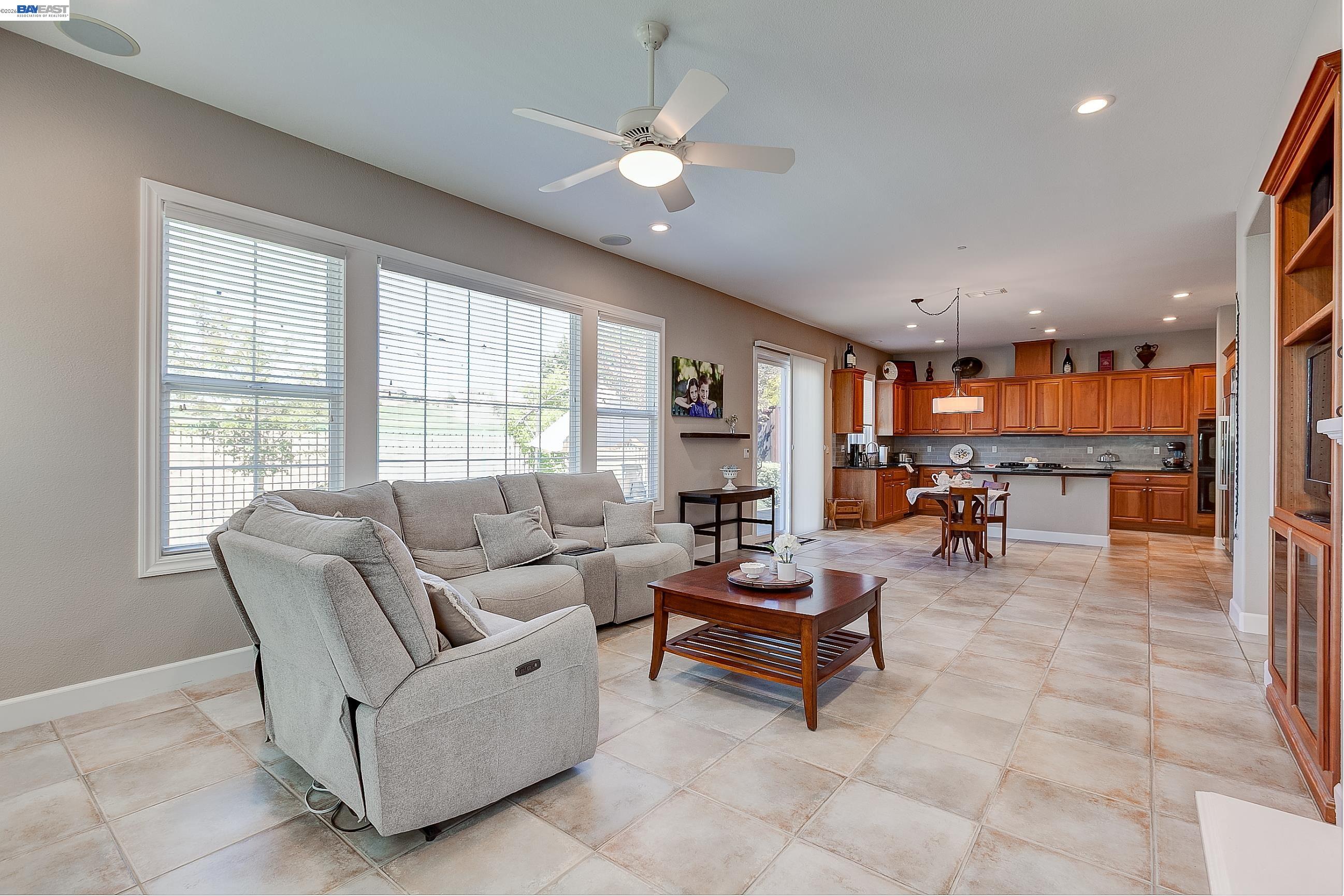 4972 GRAYHAWK CT.