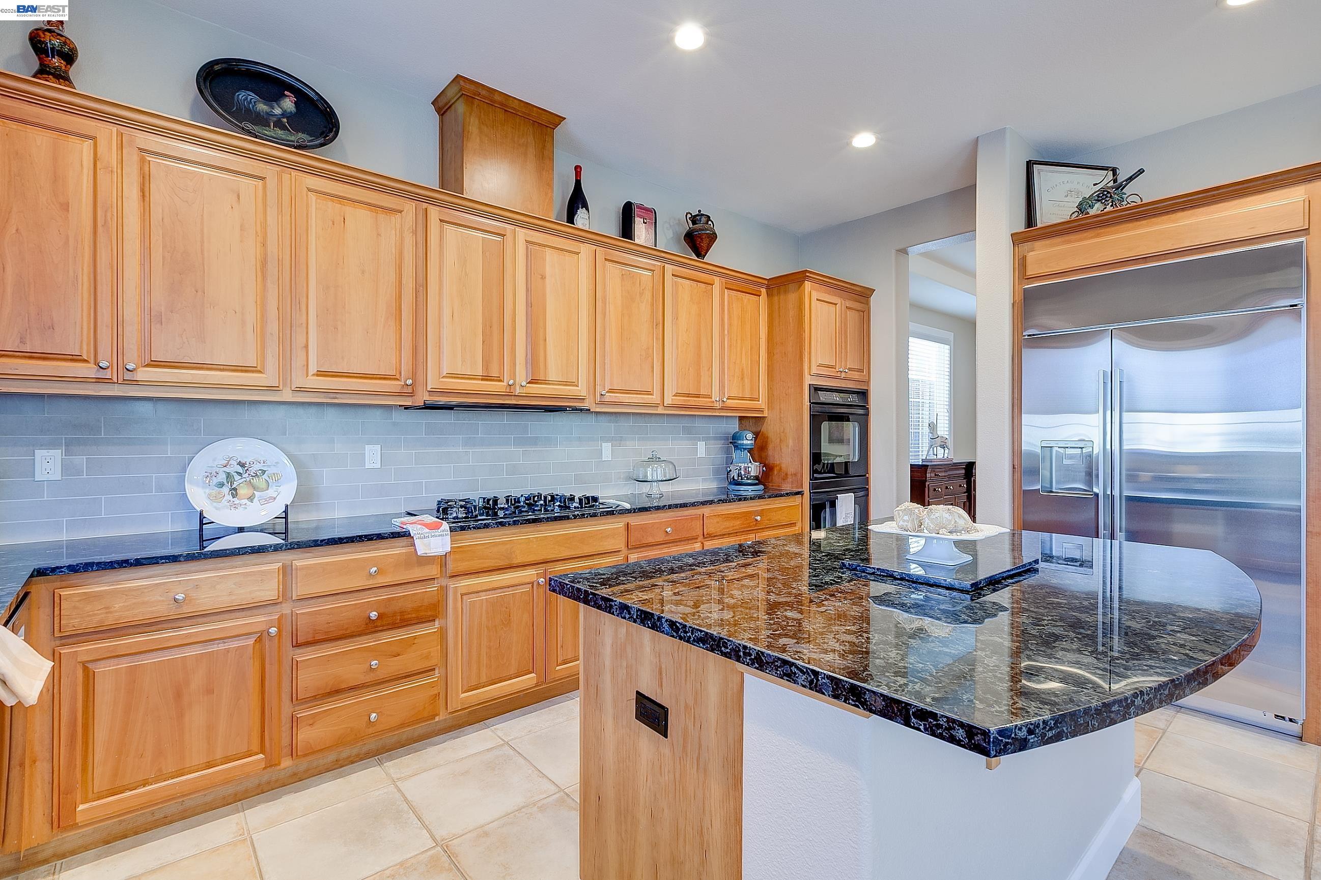 4972 GRAYHAWK CT.