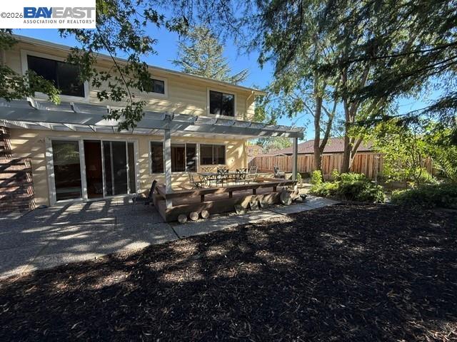 1564 Harlan Dr