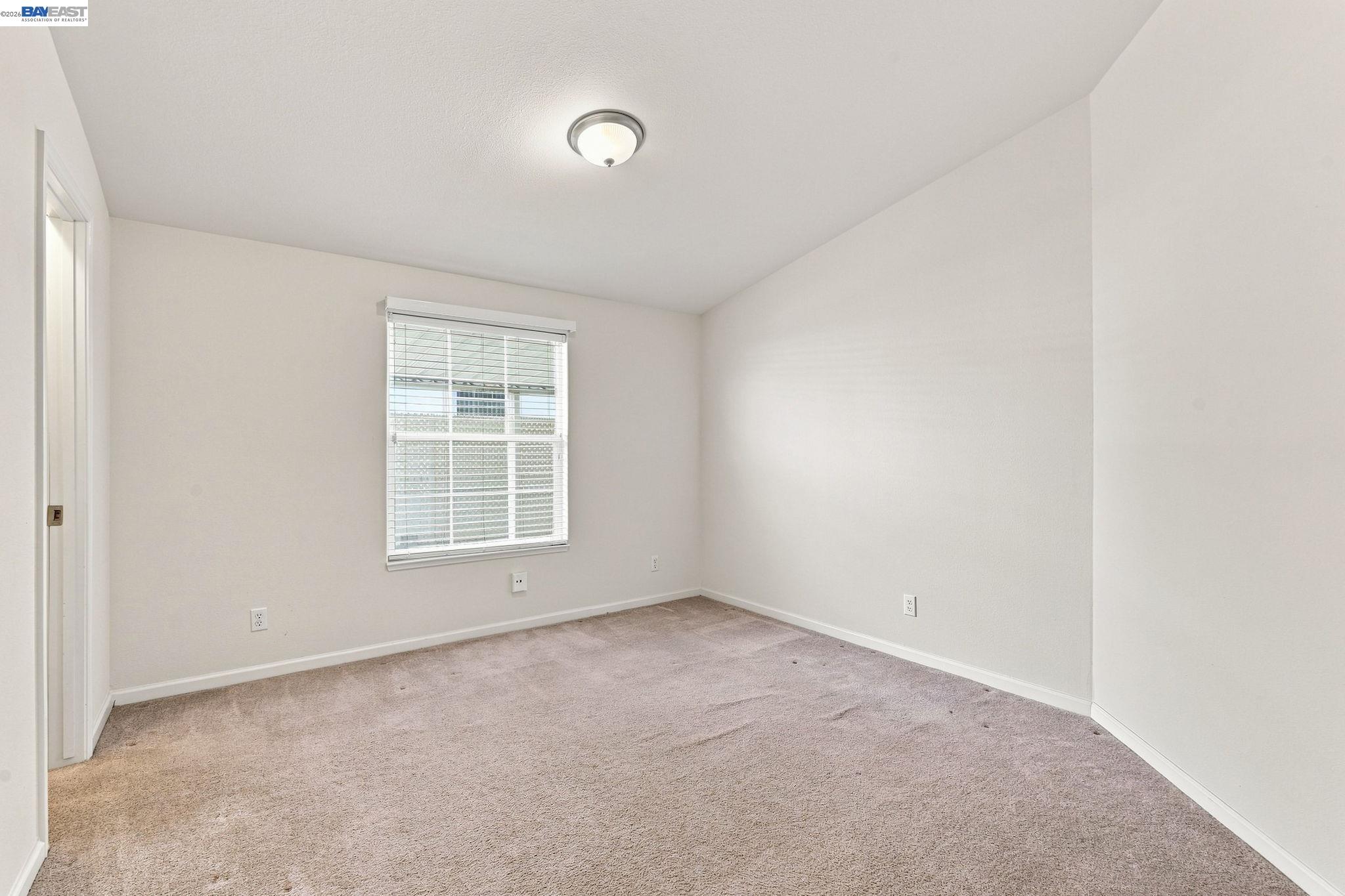 3263 Vineyard Ave., #86 # 86