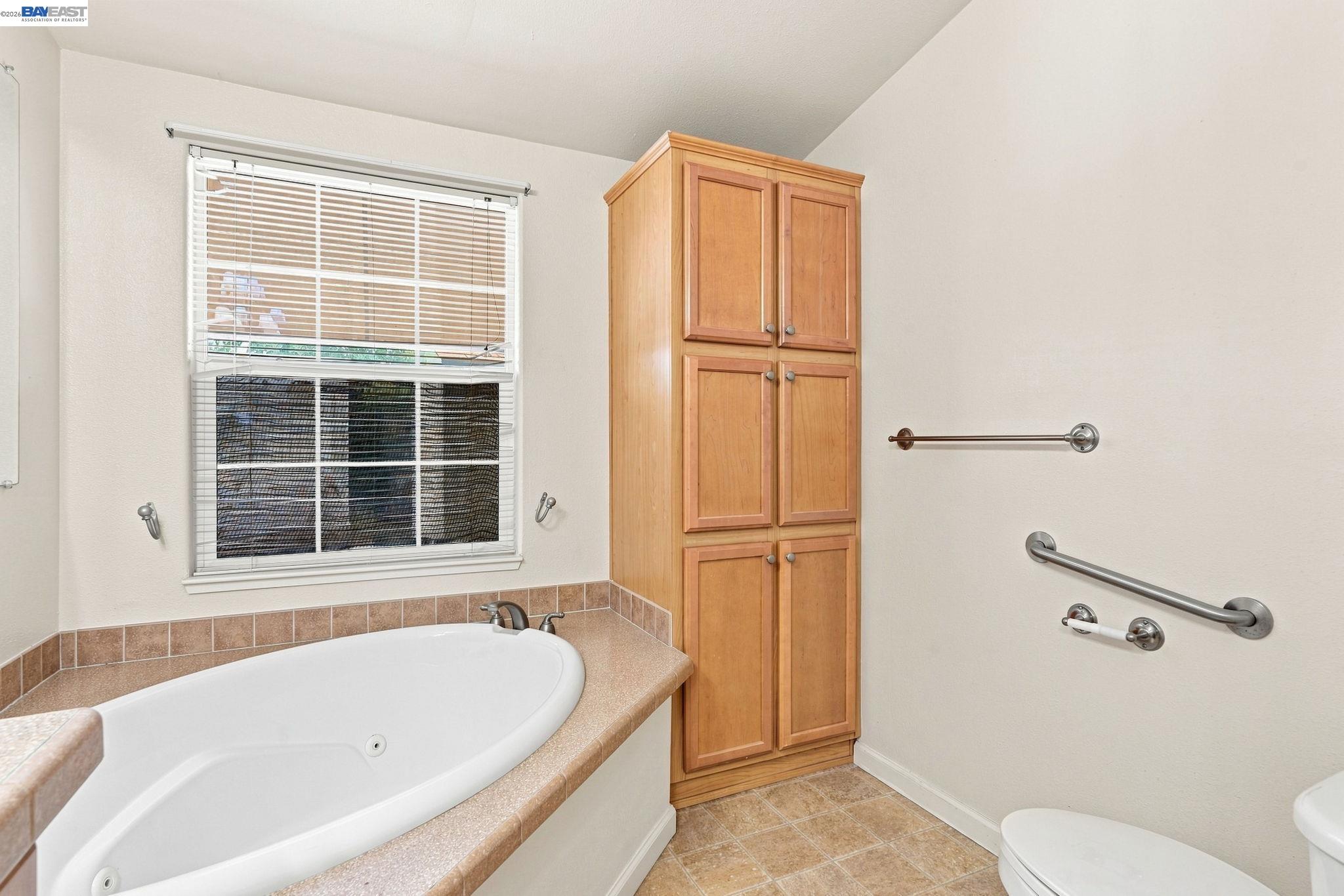 3263 Vineyard Ave., #86 # 86
