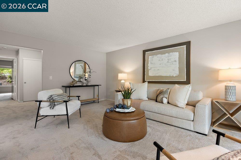 2500 Ptarmigan Dr # 4