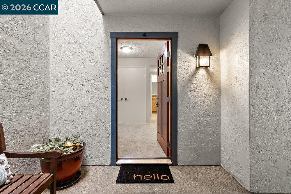 2500 Ptarmigan Dr # 4