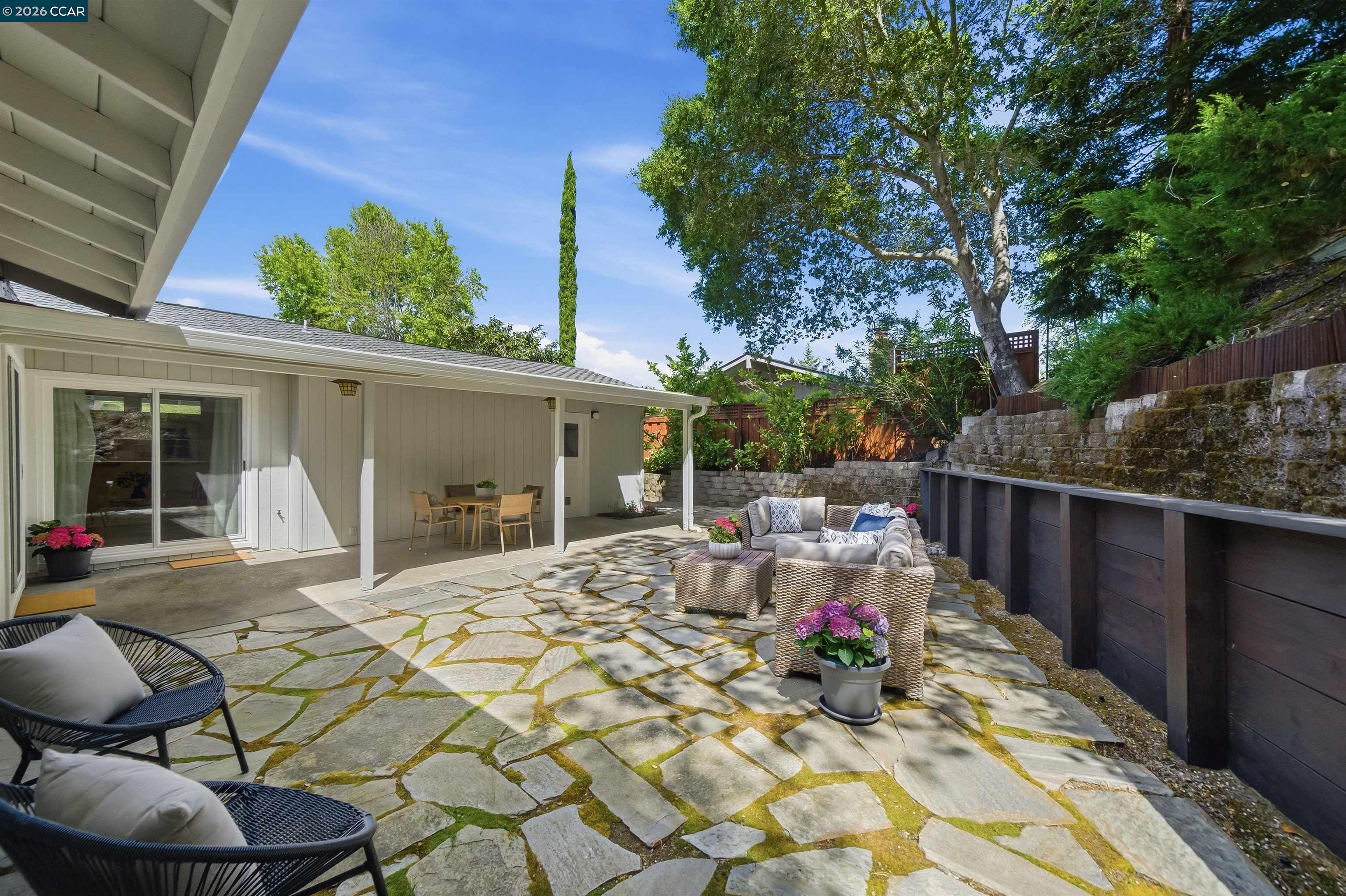 157 Shuey Dr