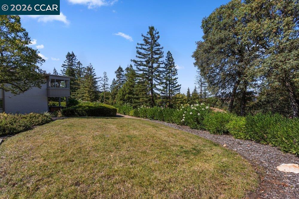 2877 Ptarmigan Dr # 2